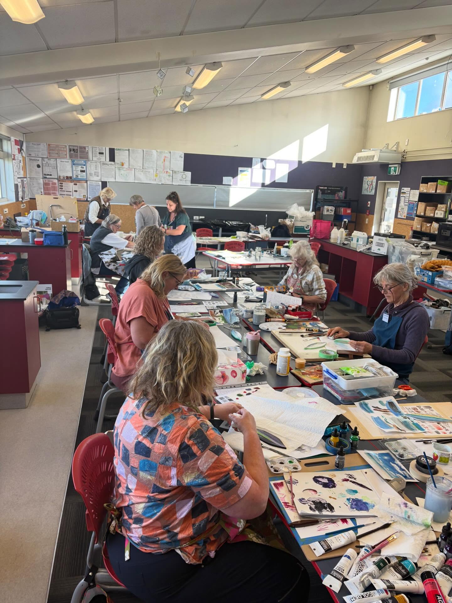 Tonight I did a real big girl artist talk. To all of the tutors and students at the wanaka art school. I showed them stuff, I talked about my journey as an artist. Mum and Dad were there, well not really but they were. 25 years of hard graft, the mucking in, get shit done, no frills honest, roll ya sleeves up. I thought about the working class, humble Southland girl who followed her passion, wore her heart on her sleeve, making cool shit out of not much. That’s why I’m still in the class room, but getting offers of BIGGER things, selling art, without free steak knives. Hard work pays off, and I feel really proud of myself, proud of what I’m doing and my son has seen of how all of this manifests. Thank you to those that are kind and have supported my journey.
#littleredcabooseartgallery #orepuki #mixedmediaartist #bigdreams