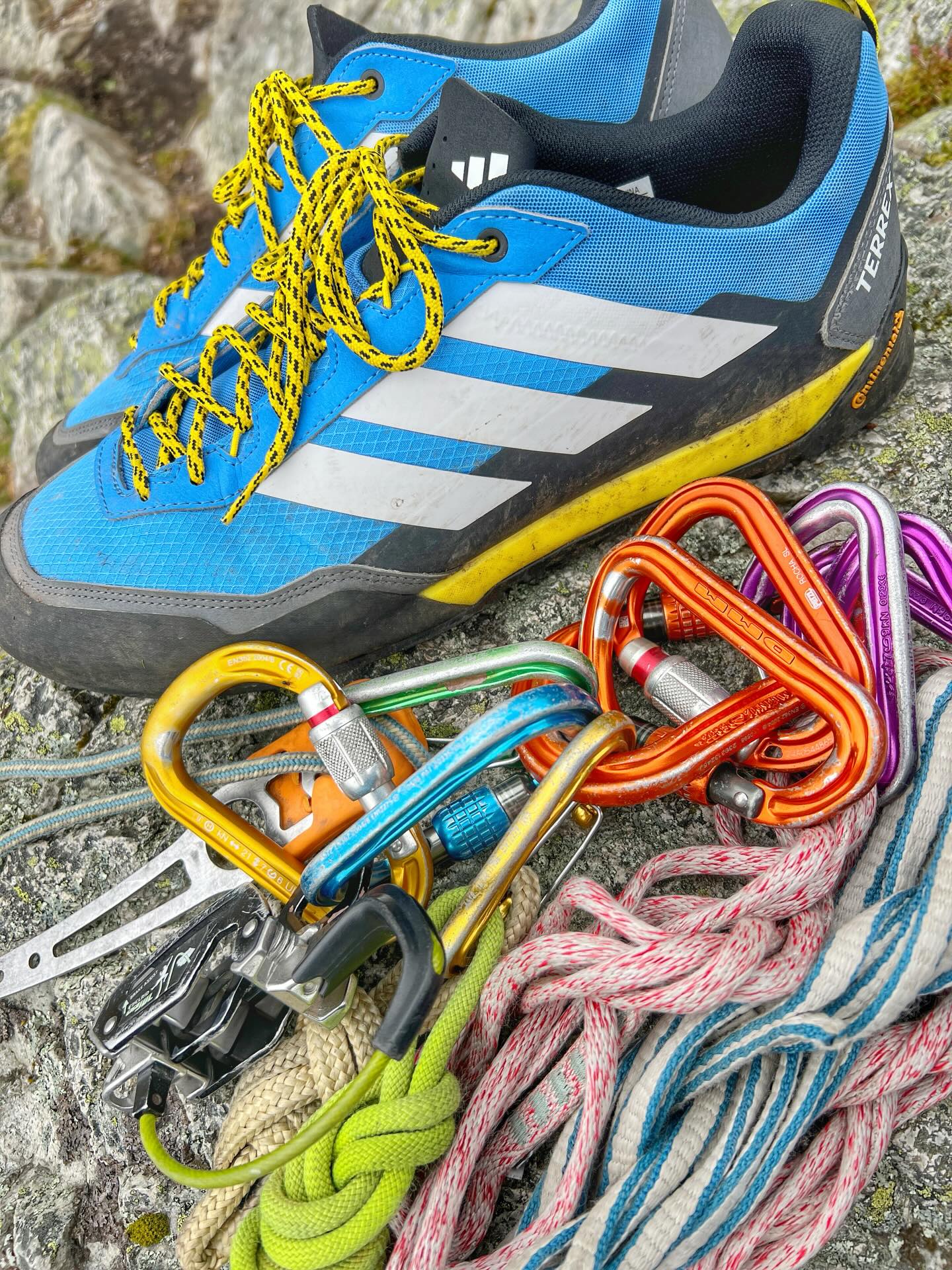 I have never failed on a route due to:
➡️Carrying an extra locking carabiner. Personally I like one for my belay device, obviously and then 3 more. 1 of those will often be for guide mode, leaving me 2 spares for belay building. My slings are on snappers.
➡️Taking a 240cm sling. So versatile. “But just use the rope!” Yeah you can, but often a 240cm is a nicer option and it weighs an inconsequential amount. As a Brit I’m programmed to extol the virtues of a rope belay and I do use them a lot, when appropriate. For me two 120cm ones and a 240cm, Alpine Draws give me some 60cm options too.
➡️My phone. Every climb. I want photos, I want pics of the guidebook, I want emergency call option and I’ve even used it to take a pic of a nut I’d placed a bit out of sight, to see if it was good!
➡️Trainers on my harness. Being size 12 my shoes are a bit weighty but I hate walking anywhere in slippery rock shoes and I also dislike wearing out expensive rock shoes unnecessarily. You never know, if it’s hard my mate might carry them and I’ll return the favour on their pitch.
Yeah sure light is right some of the time but I think more often comfort trumps it whether that’s your physical or psychological comfort. Do you really ever think “oh man, I wish I’d carried one less cam”?
Having a nice time means different things to different people and climbing a single pitch at Stanage is very different to multi pitching in the Dolomites.
.
#climbing #waffle #gear #techtip