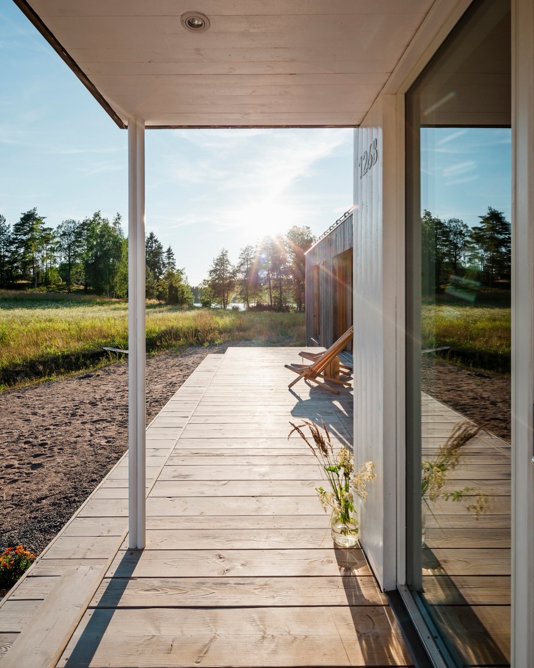 Spring shifts living outward. Patios and terraces extend the home into light, air, and season.
As days get longer and temperatures rise, outdoor spaces take on a new role. These spaces are designed as natural extensions of the interior supporting a seamless transition between inside and out.
Here are a few outdoor spaces from various MNY projects where they become an extension of the home and inspire a slower pace of life.
1: Åkerudden by @kuviophoto
2: Two Sisters by @krista_keltanen
3: Tovö by @benjaminilmoni
4: Åkerudden by @nystrommathias
5: Sauna by @nystrommathias
6: Torsö by @nystrommathias
7: Kansjerf by @nystrommathias
#architecture #scandinavian #scandinavianarchitecture #nordicdesign #designstudio