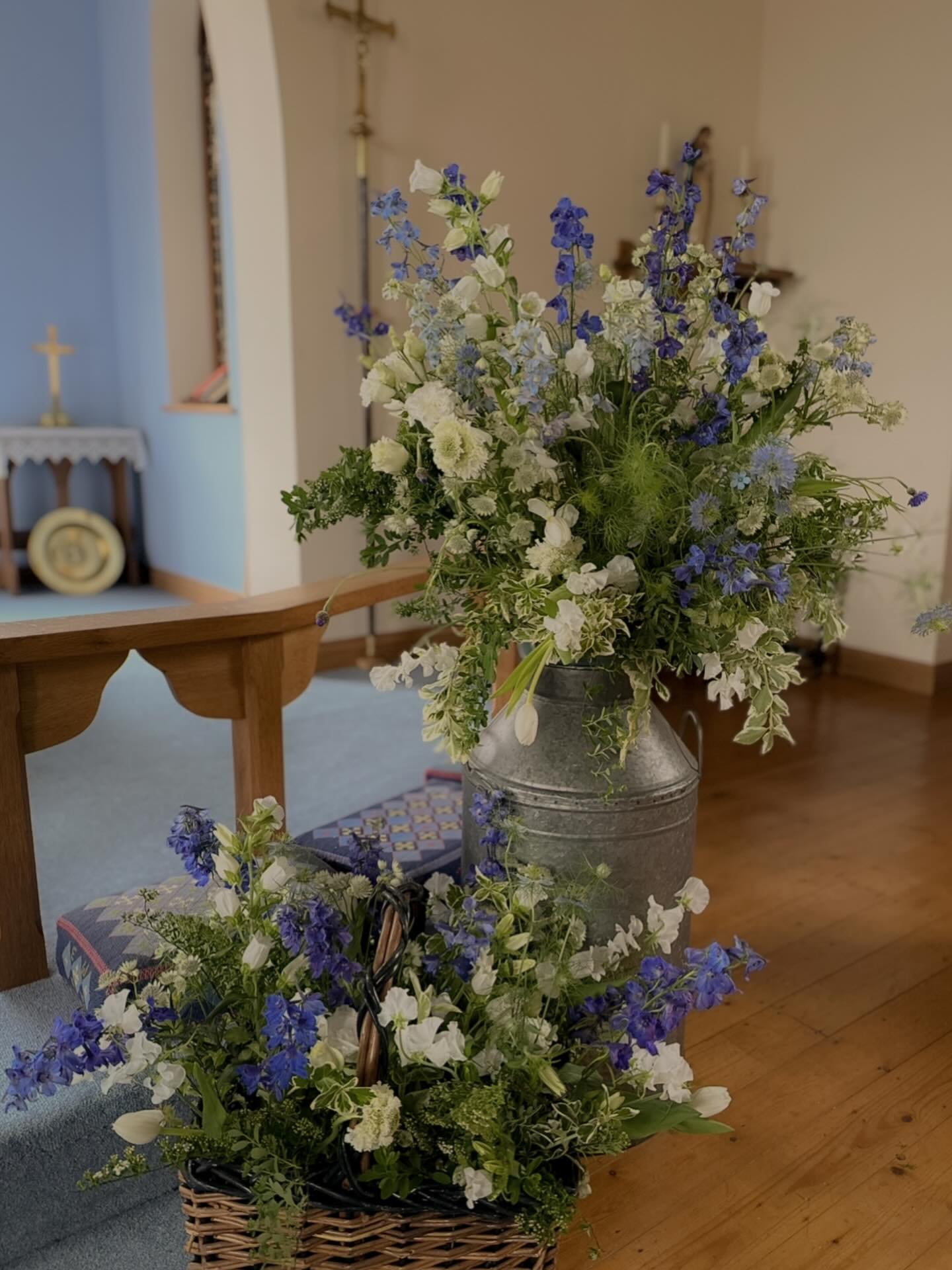 Almost one year ago, we had the joy of creating dreamy, meadow-inspired arrangements for L&V on their beautiful wedding day 🌿✨
The church at Holymoorside was filled with the soft beauty of seasonal blooms and the delicate scent of fresh flowers — a truly magical setting to celebrate love 🤍
Time flies, but moments like these stay with us forever.
Getting married this year and searching for a florist who truly understands feeling, colour, and style? 🌿✨
I specialise in natural, seasonal designs using locally grown flowers wherever possible — creating arrangements that feel effortless, romantic, and full of life.
If that sounds like your vision, I’d love to chat and hear all about your ideas 🤍
A few weekend dates are still available in June, with just a couple remaining for August.
