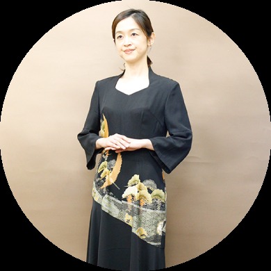 黒留袖に代わる新たなスタイル
今にない!唯一無二の美しさ!