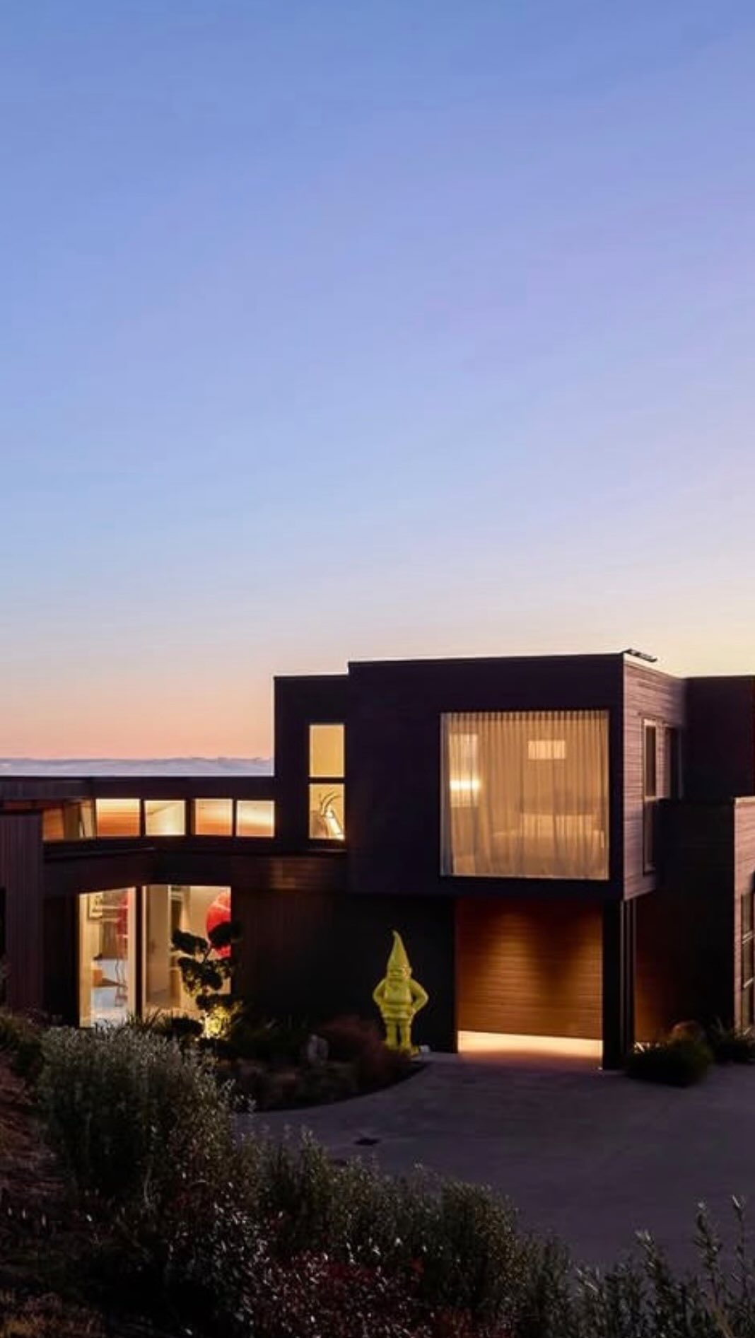 Project revisited.
Three years on, this National @masterbuildernz Supreme Award-winning home (2022) has settled beautifully into its surroundings — the gardens have matured, and the home continues to hold its place on the Welcome Bay ridgeline.
Perched on a north-facing site, it captures expansive views across the Kaimai Ranges, Mount Maunganui, Papamoa and the surrounding rural landscape — a home shaped by its position, and designed to last.
It’s one thing to build a home like this — it’s another to see it evolve and thrive over time.
#CalleyHomes #MasterBuilders #AwardWinningHomes #ArchitecturalDesign #NZHomes #DesignAndBuild #WelcomeBay