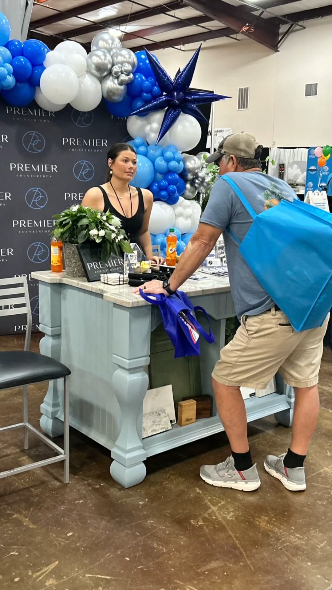 We’ve been having the best time sharing our expertise about countertops with everyone at WTVA Home, Garden & Outdoor Expo today!
Haven’t made it to the event yet? You have until 7 PM to discuss material options and design details! 💙
📍1879 Coley Rd, Tupelo, MS
-
#PremierCountertops #LuxuryCountertops #ResidentialCountertops #PremierCountertopsMS #WTVAHomeGardenOutdoorExpo #CommercialCountertops #CommercialConstruction #WTVA #MyTupelo #HomeAndGardenShow #CountertopInspo #DreamHome #KitchenInspo #BathroomDesign #HomeRenovation @wtva9news