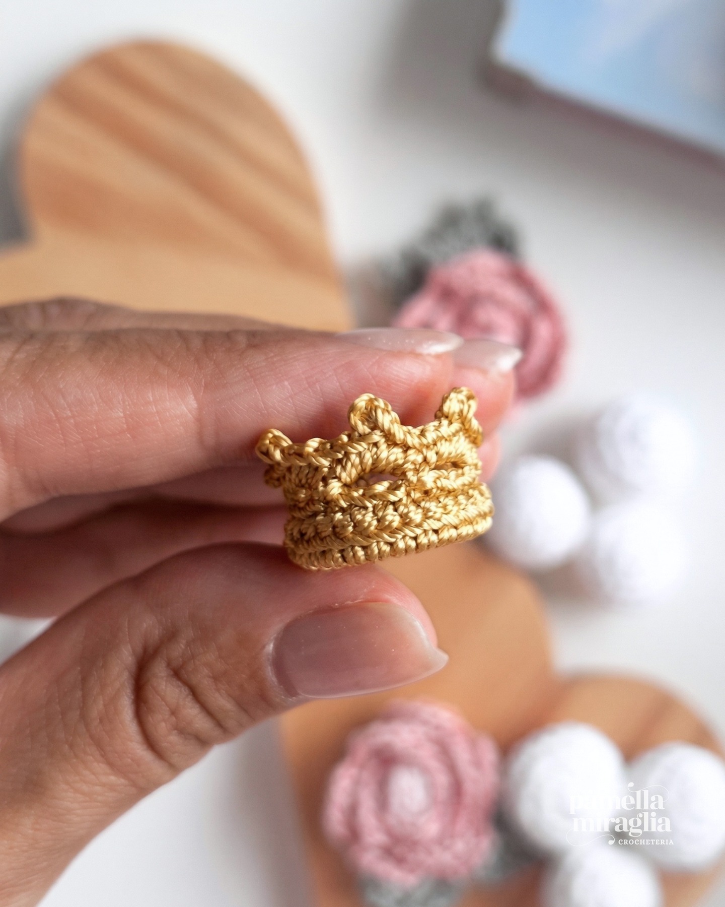 Pausa na criação da nova receita para finalizar essa encomenda linda. ❤️
Essa dezena terá detalhes diferentes... Aguardem delicadezas!