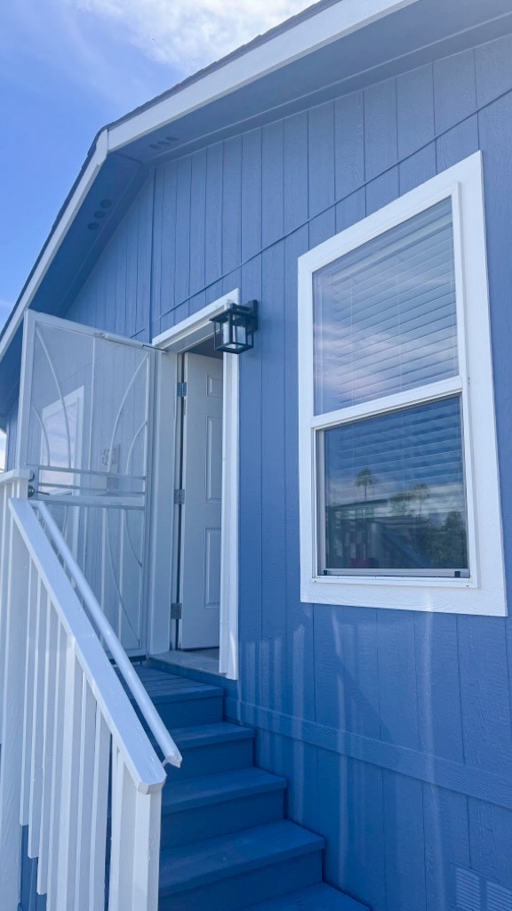 From faded to fully refreshed ✨🏡
This mobile home got a complete exterior transformation with a clean, durable new finish from top to bottom.
✔️ Painted all exterior walls
✔️ Refreshed trim & window details
✔️ Refinished stairs & railings
A fresh coat of paint makes all the difference. Protecting the home while giving it a polished new look. ✨
#exteriorpainting #bayareacontractor #homeimprovement #BayAreaBusiness