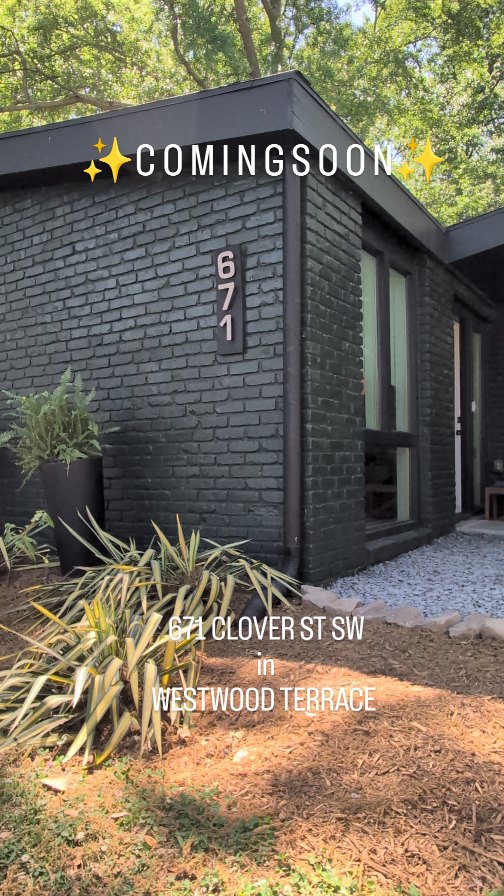 If you're an UNREPRESENTED BUYER and in the market for a midcentury modern home, message me.
The cool houses go fast and this is definitely one of the coolest!
As one of my mentors used to say: " if you want to sleep in it, you can't sleep on it ."
#midcenturyatlantahomes
#midcenturyatlanta
#atlantarealestate
#atlantamodern