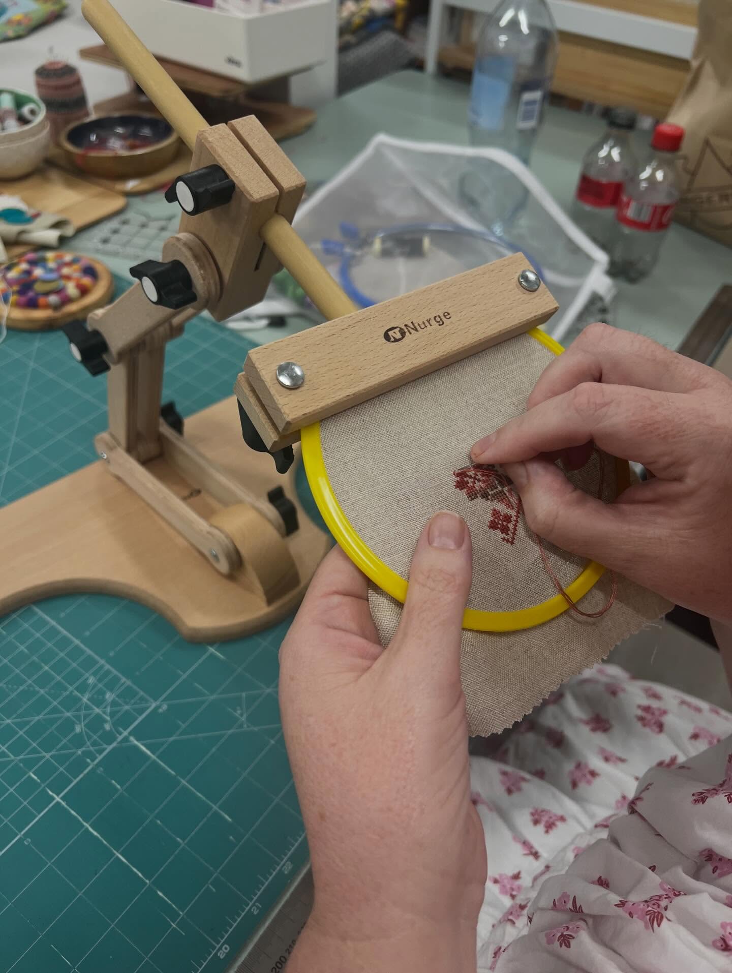 Hands free on the Nurge seat/table stand. This one has just gone home for a birthday present. Lucky lucky. Come and have a try instore - I have one set up on the table. #nurgestand #nurge