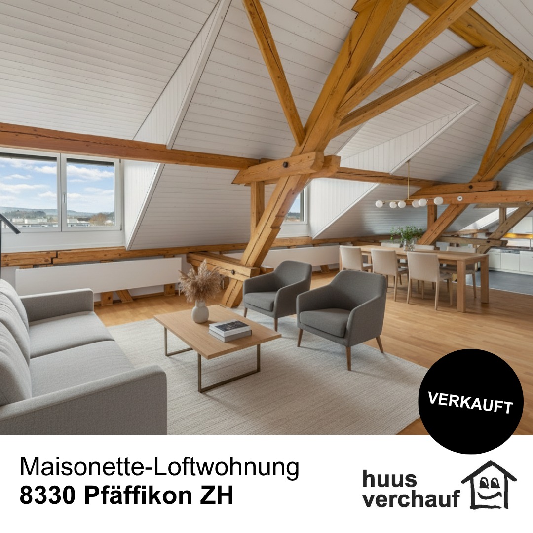 ERFOLGREICH VERKAUFT!
Loftwohnung in 8330 Pfäffikon
Diese aussergewöhnliche 4.5-Zimmer-Maisonette-Loftwohnung in der historischen „Alten Mühle“ hat mit ihrem ganz besonderen Charakter überzeugt: 147 m² Wohnfläche auf zwei Etagen, eindrucksvolle Sichtbalken, ein offenes Raumkonzept, hochwertige Materialien und ein traumhafter Ausblick über das Zentrum von Pfäffikon, auf den See und bis in die Alpen.
Solche Liegenschaften sind selten. Sie verbinden Geschichte, Architektur und modernen Wohnkomfort auf eine Weise, die man nicht oft findet. Umso mehr freut es mich, für diese besondere Wohnung die passenden Käufer gefunden zu haben.
Ein herzliches Dankeschön an die Eigentümerschaft für das Vertrauen und an alle Beteiligten für die angenehme Zusammenarbeit.
Sie denken über den Verkauf Ihrer Immobilie nach und möchten wissen, welches Potenzial in Ihrem Objekt steckt? Wir freuen uns auf den Austausch.
#huusverchauf #ErfolgreichVerkauft #PfäffikonZH #Immobilien #Loftwohnung #Maisonette #Wertanlage #Immobilienverkauf #ZürcherOberland