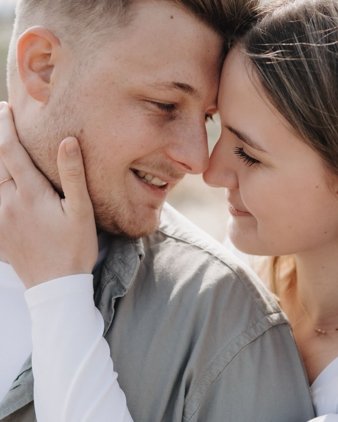 Im Zuge eines wunderbaren Coachings mit der lieben @elisaertlfotografie sind diese besonderen Aufnahmen entstanden 🤍
Ich durfte unglaublich viele wertvolle Tipps mitnehmen, neue Perspektiven entdecken und wieder einmal spüren, wie wichtig Weiterbildung für mich ist.
Nicht stehen bleiben. Neues lernen. Neues ausprobieren. Wachsen.
Ein riesengroßes DANKE für dieses geniale Coaching — und natürlich auch an die großartigen Models. Ihr wart einfach fantastisch! ✨