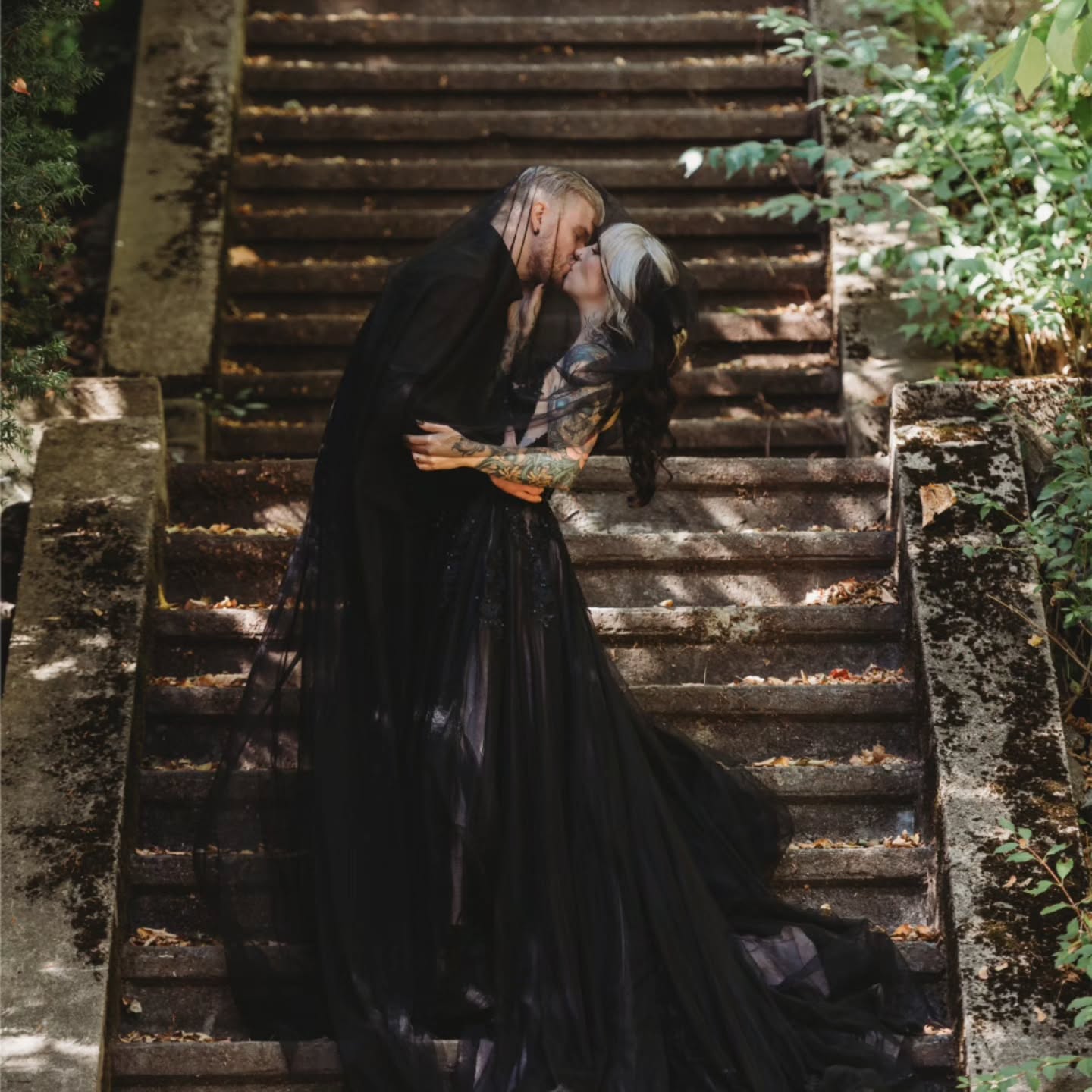 Part II! Sarah & Keegan traveled from New York to elope in Salem – they had gotten engaged in front of the Witch House and knew they wanted to return to Salem to say their vows! They envisioned something simple, intimate, private, and darkly moody… and the quiet space outside Dickson Chapel at Greenlawn Cemetery was the perfect match. From their first horror movie date to the life they’ve built with their two kids and four cats, they wanted to honor the steady, enduring bond that’s carried them through every chapter. So they chose a Corpse Bride–inspired ritual with wine, flame, and rings before sealing it all with a kiss! After the ceremony, they wandered through Greenlawn for photos with the incredible Witchtographer – and the setting could not have been more perfect for their vibe. It was the perfect dark-and-moody Salem elopement they’d imagined. 🖤🕯💍🍷
📸 @thewitchtographer
💄 @wickedmakeupboston
#salem #salemmassachusetts #darkromance #wedding #elopement