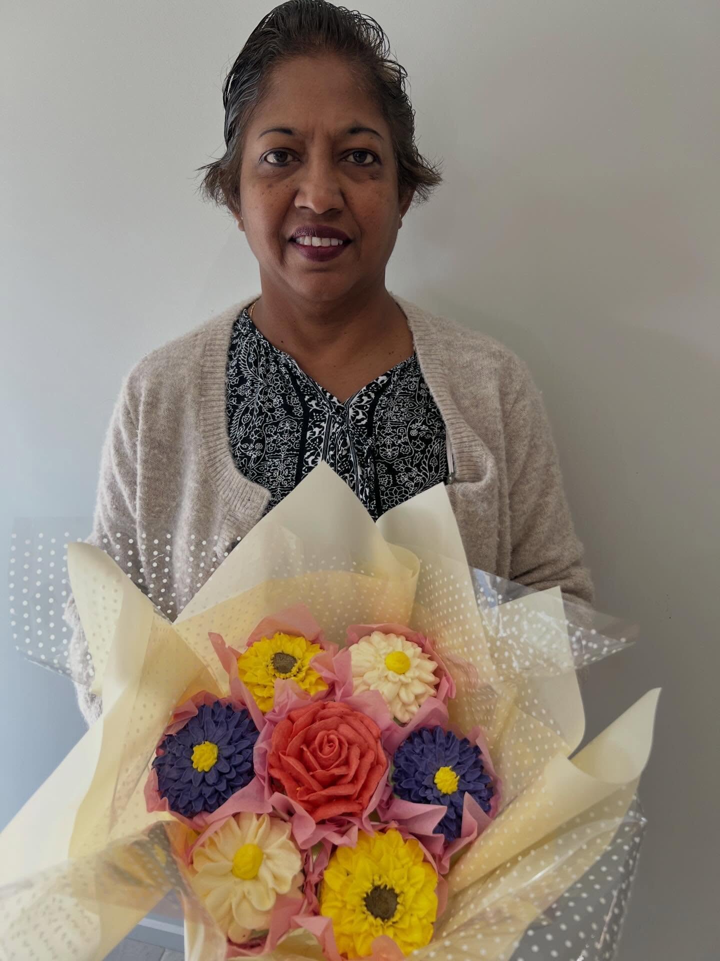 Cupcake bouquets 💐 taking orders for mother day made by @kiyyasconfectionaries