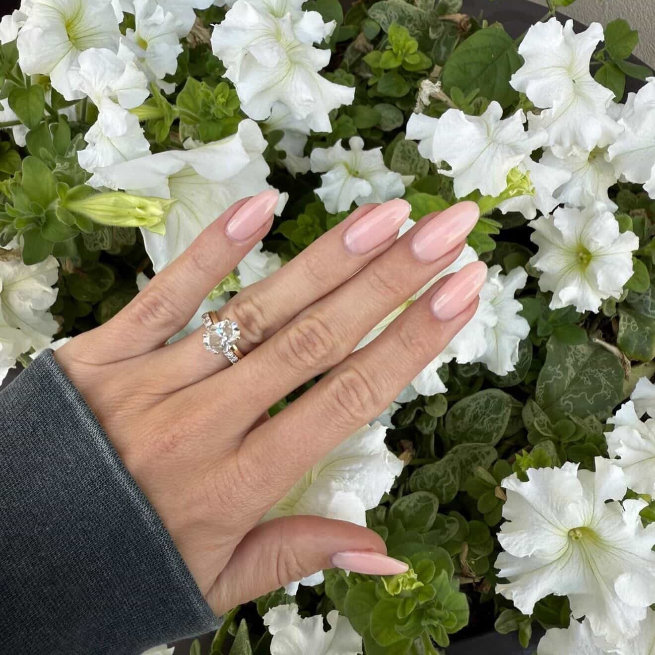 Stop scrolling if you’re in Dubai… 💅✨
The clean girl nails EVERYONE is asking for 🤍
Soft pink, glossy, and literally goes with everything… obsessed is an understatement
This is your sign to stop gatekeeping your nail game and upgrade it 👀
💅 Gel Mani Pedi from AED 189
• French add-on AED 25
• Nail art from AED 10
12 locations across Dubai 📍
DM us or WhatsApp to book your slot before we’re fully booked 🤍
#TheSalonDubai #DubaiNails #CleanGirlAesthetic