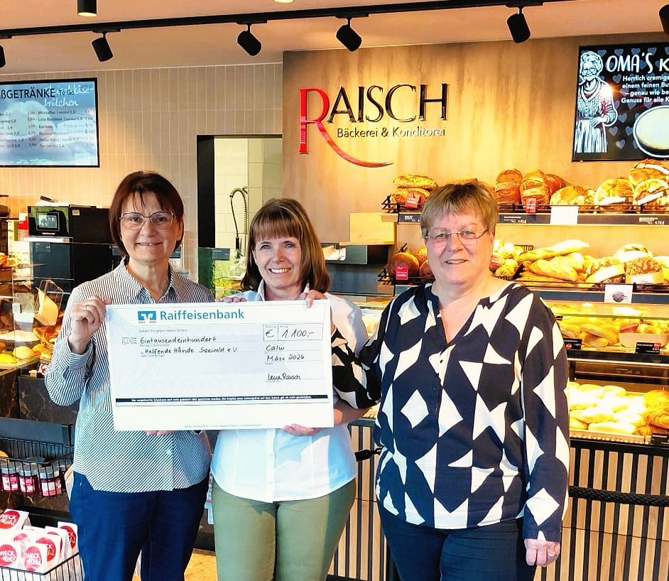 🥐❤️ Gemeinsam Gutes tun!
Bei der Eröffnung unserer Filiale in Seewald-Besenfeld haben wir unseren Probelauf unter das Motto „Frühstücken gegen eine Spende“ gestellt – und dabei ist etwas richtig Schönes entstanden:
👉🏼 1.100 € für den Verein Helfende Hände Seewald e.V.!
Den Spendenscheck durften wir am 09.04.2026 persönlich überreichen. Ein großes Dankeschön geht dabei vor allem an alle, die mitgemacht und gespendet haben – ohne euch wäre das nicht möglich gewesen! 🙌
Solche Aktionen zeigen, was man gemeinsam erreichen kann. ❤️
#raisch #gemeinsamstark #spendenaktion #seewald #gutesTun