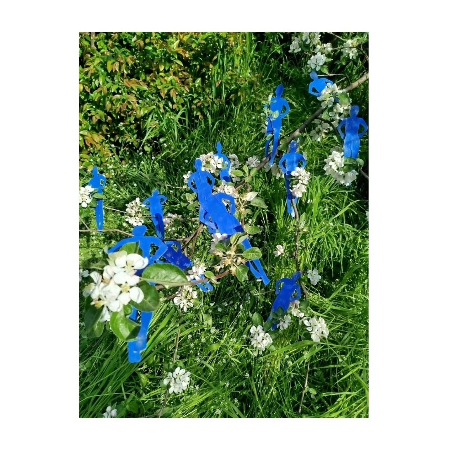 Ladies of the Chorus #paperdolls #artinstallation #flowerarrangement #springhassprung #bluebells