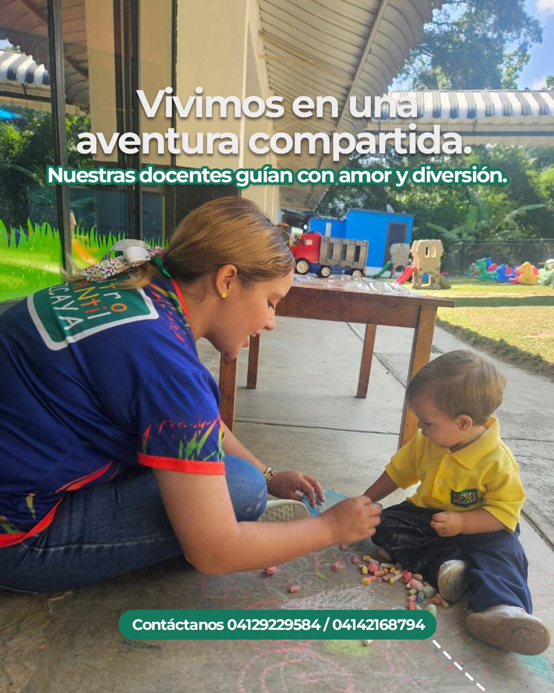 😊 El aprendizaje más significativo ocurre cuando los niños se sienten seguros y guiados por docentes apasionadas.
Nuestras maestras supervisan; y son parte de la diversión, animando a cada niño a explorar, tocar y descubrir el mundo que los rodea. Con amor, paciencia y profesionalismo, fomentamos la curiosidad y la alegría de aprender en un entorno seguro y feliz. 🌈🤗
¡Ver a nuestros pequeños tan emocionados es el mejor regalo! 🥰✨