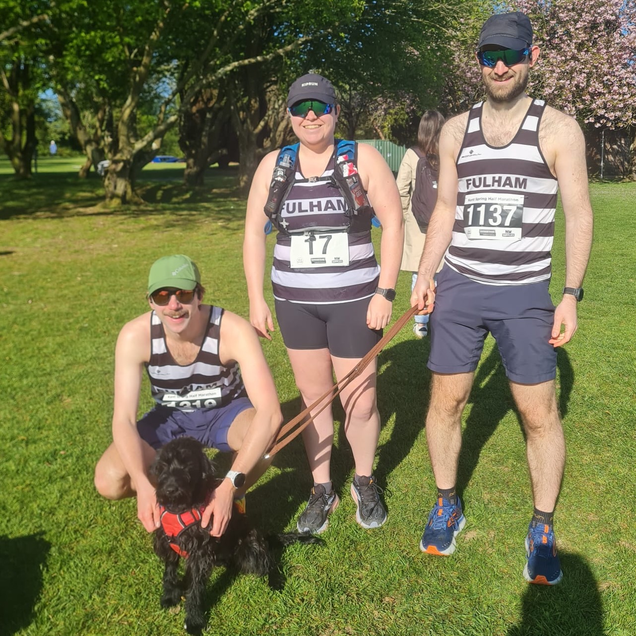 Sunshine racing is back! A huge well done to Alex, Maddie & Tim for completing the Kent Spring Half Marathon at the weekend! Special kudos to Alex for finishing in third place! π₯
.
Racing in stripes? Send photos to our WhatsApp group so we can share your success!
.
#running #runningclub #socialrunning #runlondon #stripesout