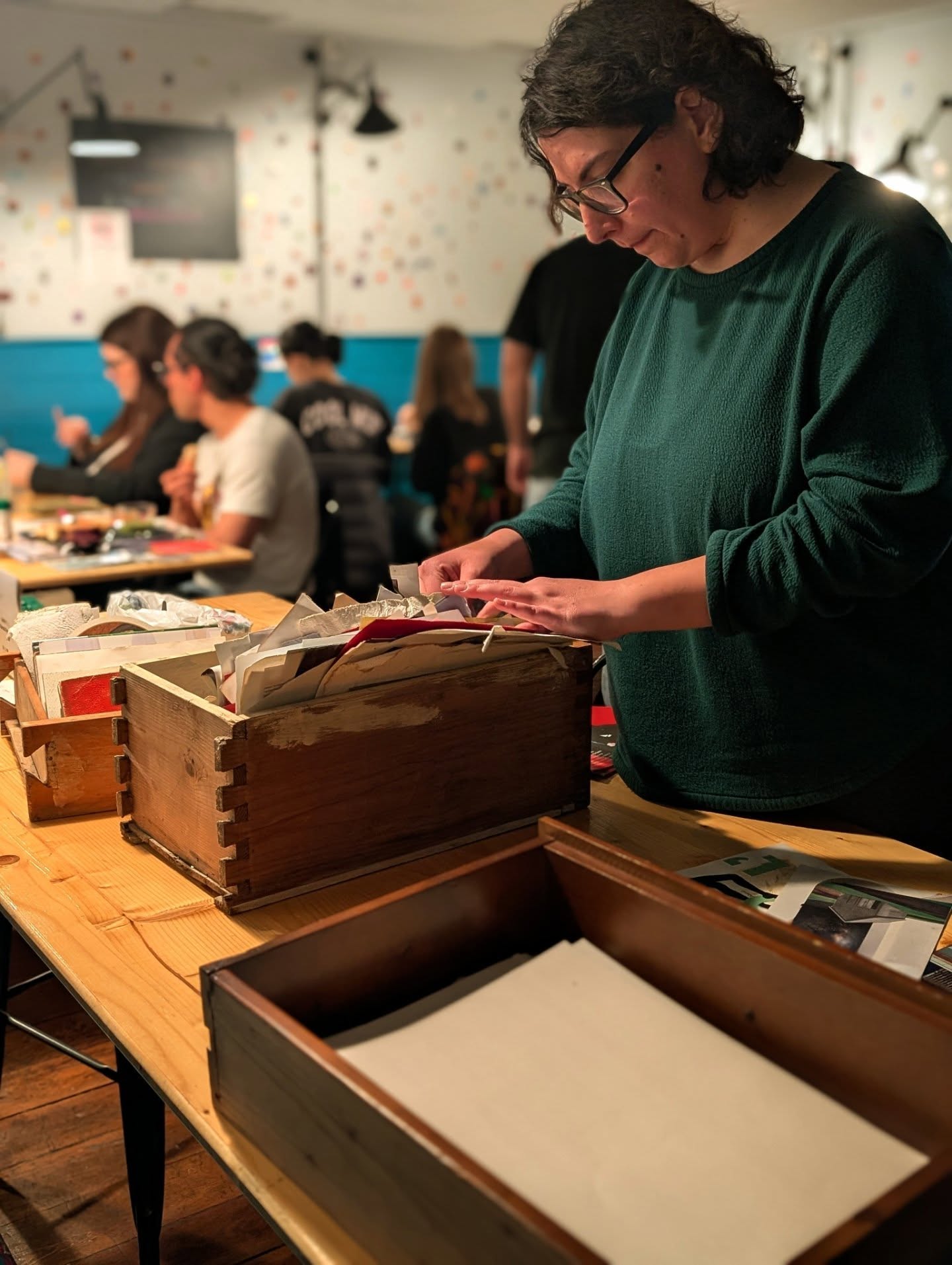 📸 AperiCollage ✂️🍹 con Mattia Desideri @made_inmind
Grazie per aver partecipato ✨
Per rimanere aggiornato su tutti gli eventi ➡️ seguici @noxempoli