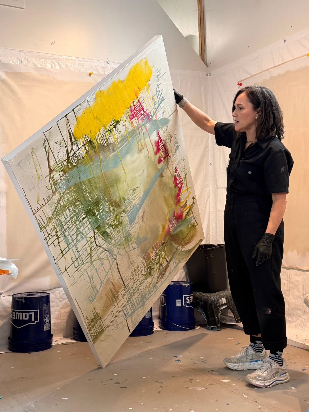 At PaintSpace NOLA, there's plenty of space to experiment, paint big...and spin your canvas to get the perfect drip 🎨💫