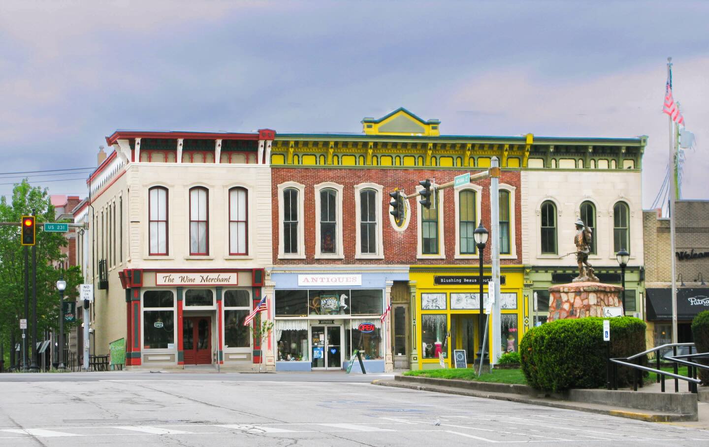Great colors in downtown #GreencastleIN. #CanonPowershotG9 #CCD #Digicam