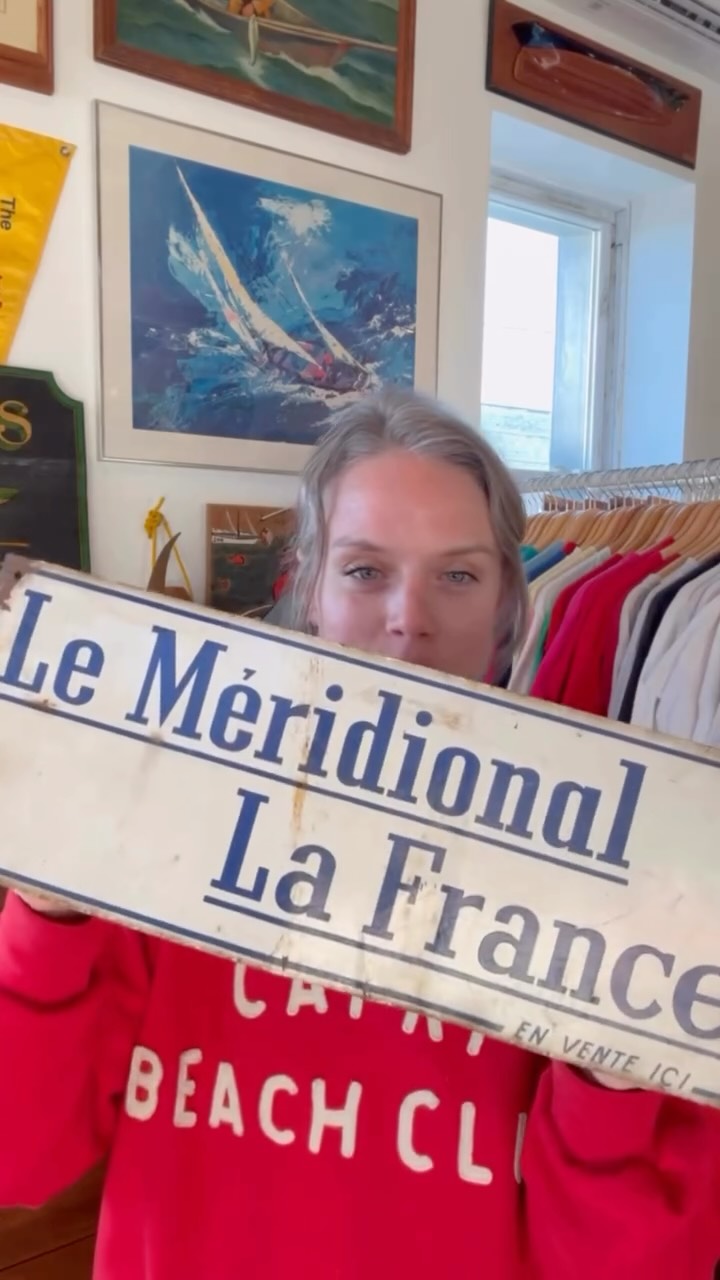 We’re baaack! With a good old fashioned vintage haul from our trip to France 🥸🇫🇷🥖 What’s your favorite?
Come see what’s new and get first dibs! We are here Thursday-Tuesday 7 to 5!