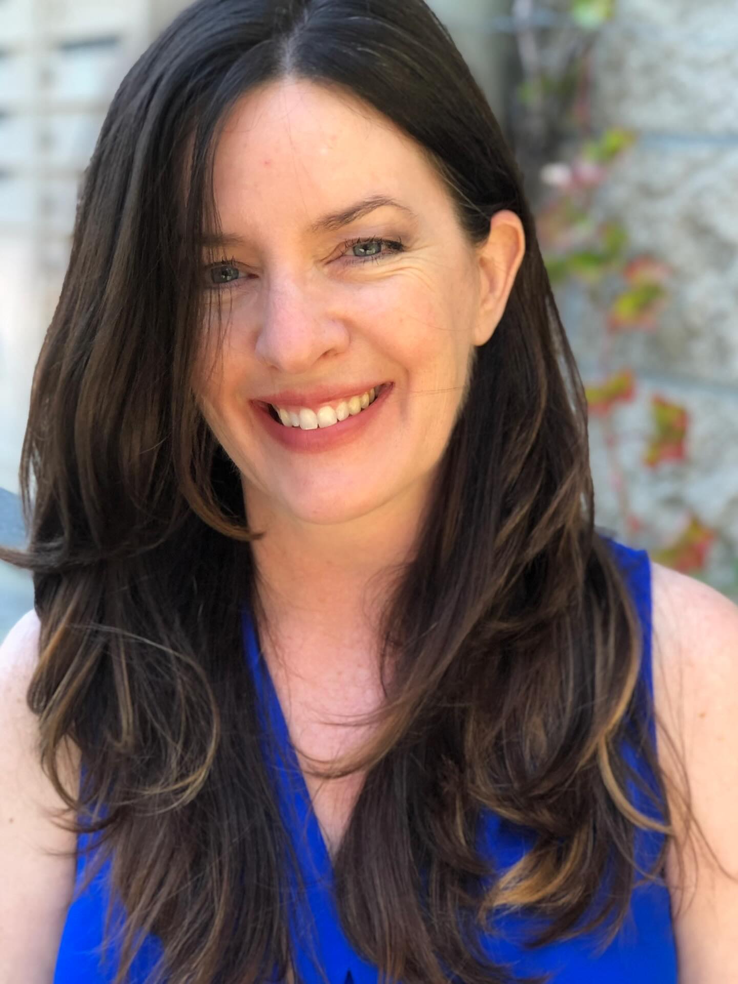 A very warm welcome to our newest team member, Jen! 🤍@hairbyjenwolfenden (check out her page to connect with her)
She is grounded, kind, super talented and such a beautiful addition to our space!
We’re so happy to have her with us ✨ #hairstylist #redkenartist #mastercolorist #hairsalonsantacruz #haircut