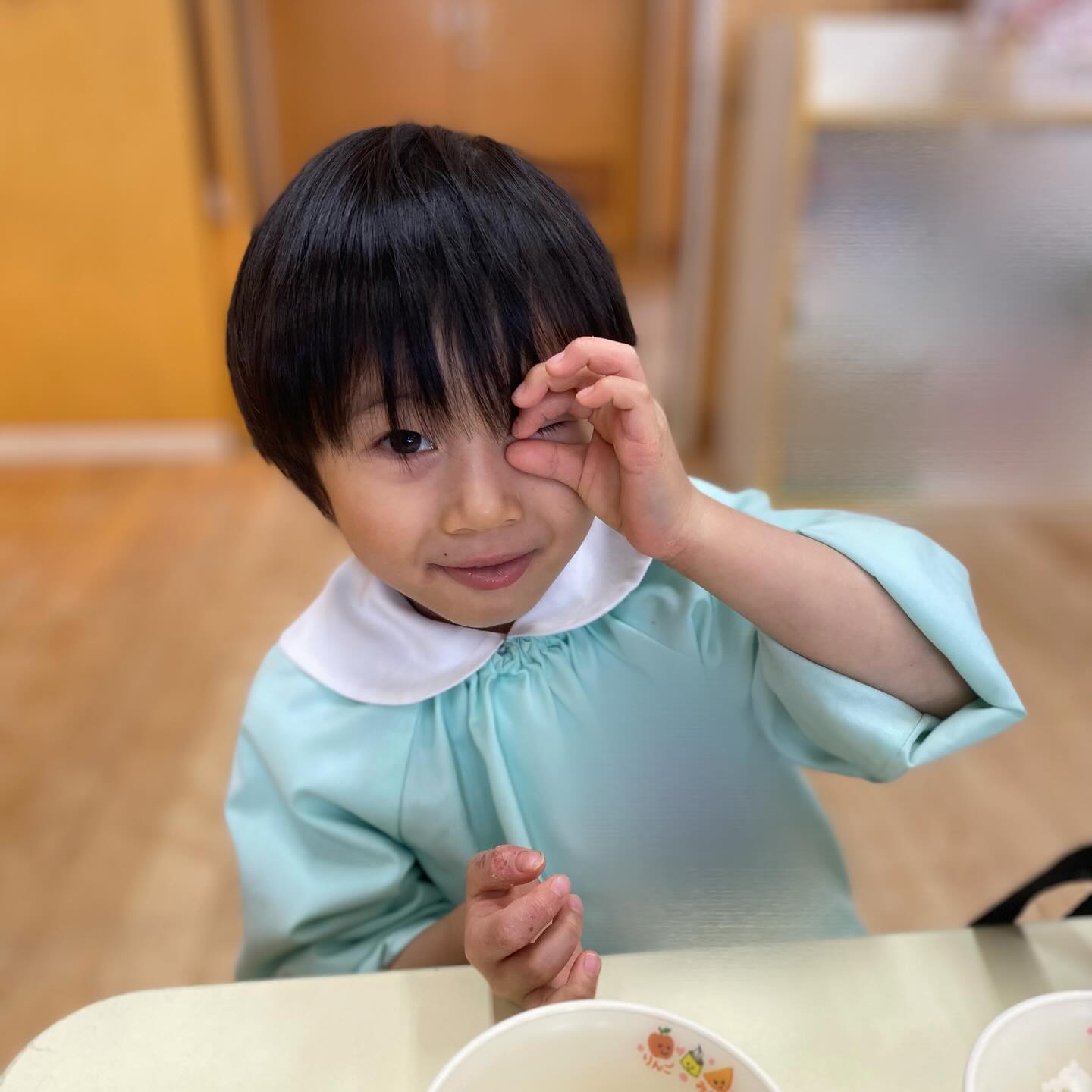 ・
年少組さんです✨
幼稚園生活が始まり1週間が過ぎました🫧
新しいクラスにドキドキの子どもたちでしたが
次第にニコニコ笑顔が見られるようになってきました☺️💗
色々な事を経験して楽しい1年にしましょうね🎵
また来週も幼稚園で待ってます🥰
まずはちゅうりっぷ組からです🌷
#志免中央幼稚園
#年少組