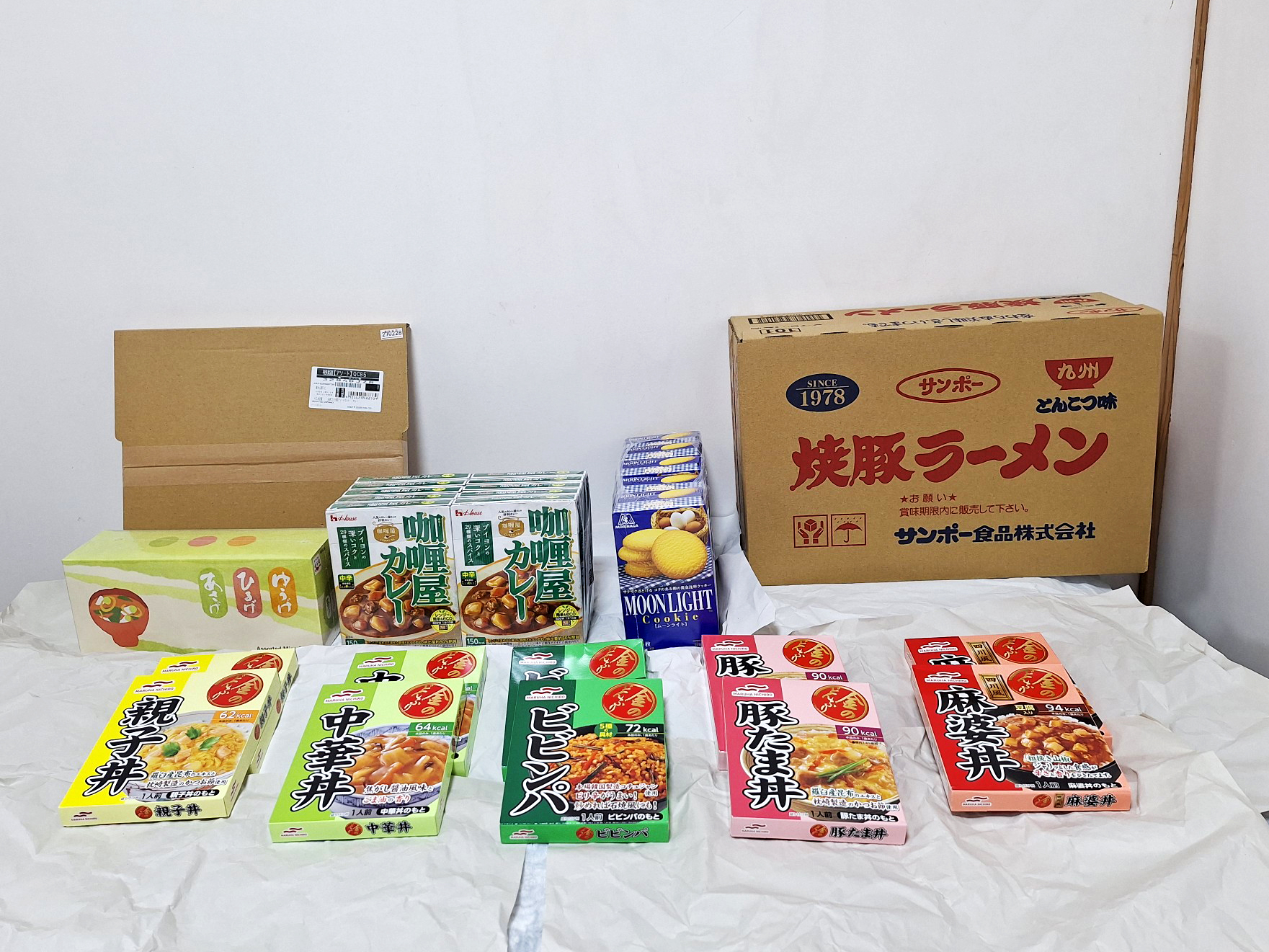 匿名の方からフードバンク活動に使用する食品を寄贈していただきました。
今月もたくさん届きました。
必要な方々にお渡しします。
ありがとうございました。