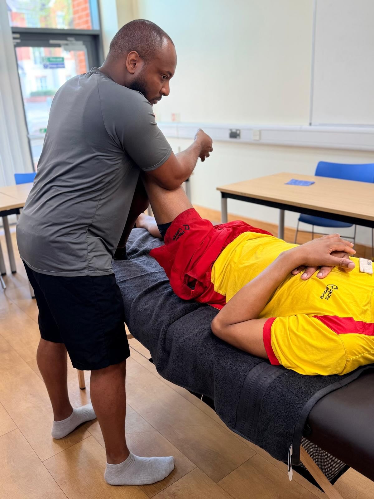 Our Level 4 Sports Massage course is in FULL SWING @harbornepfc - here’s a few shots from day 2!
•
•
•
#sportsmassage #sportsmassagecourse #l4smt #l4sportsmassagecourse #sportsmassagetherapist