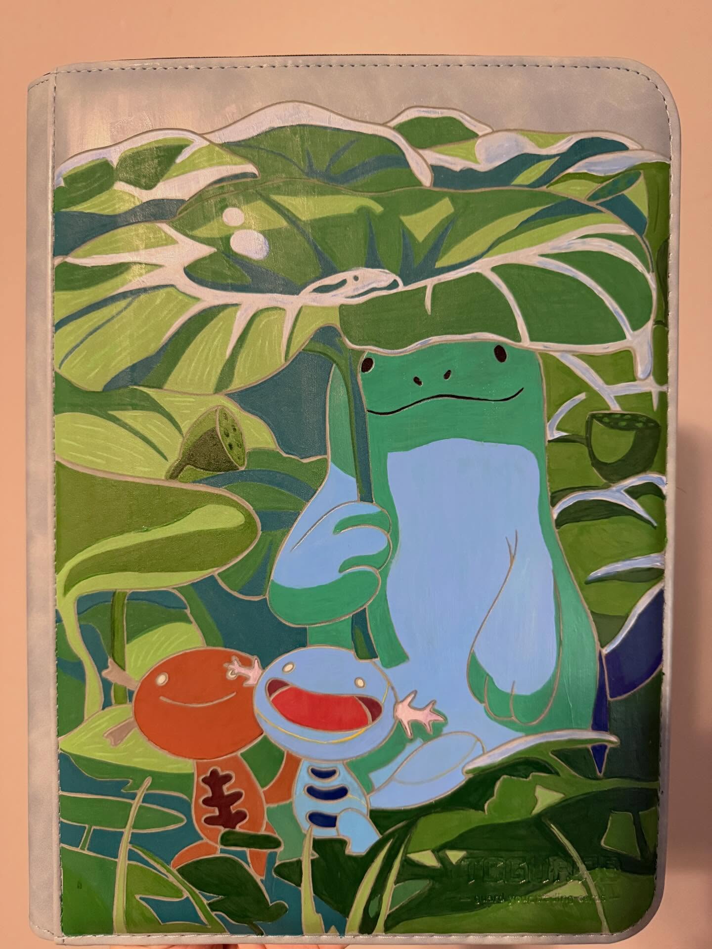 Another hand painted binder 🤔
#pokémon #pokemontcg #pokemonbinder