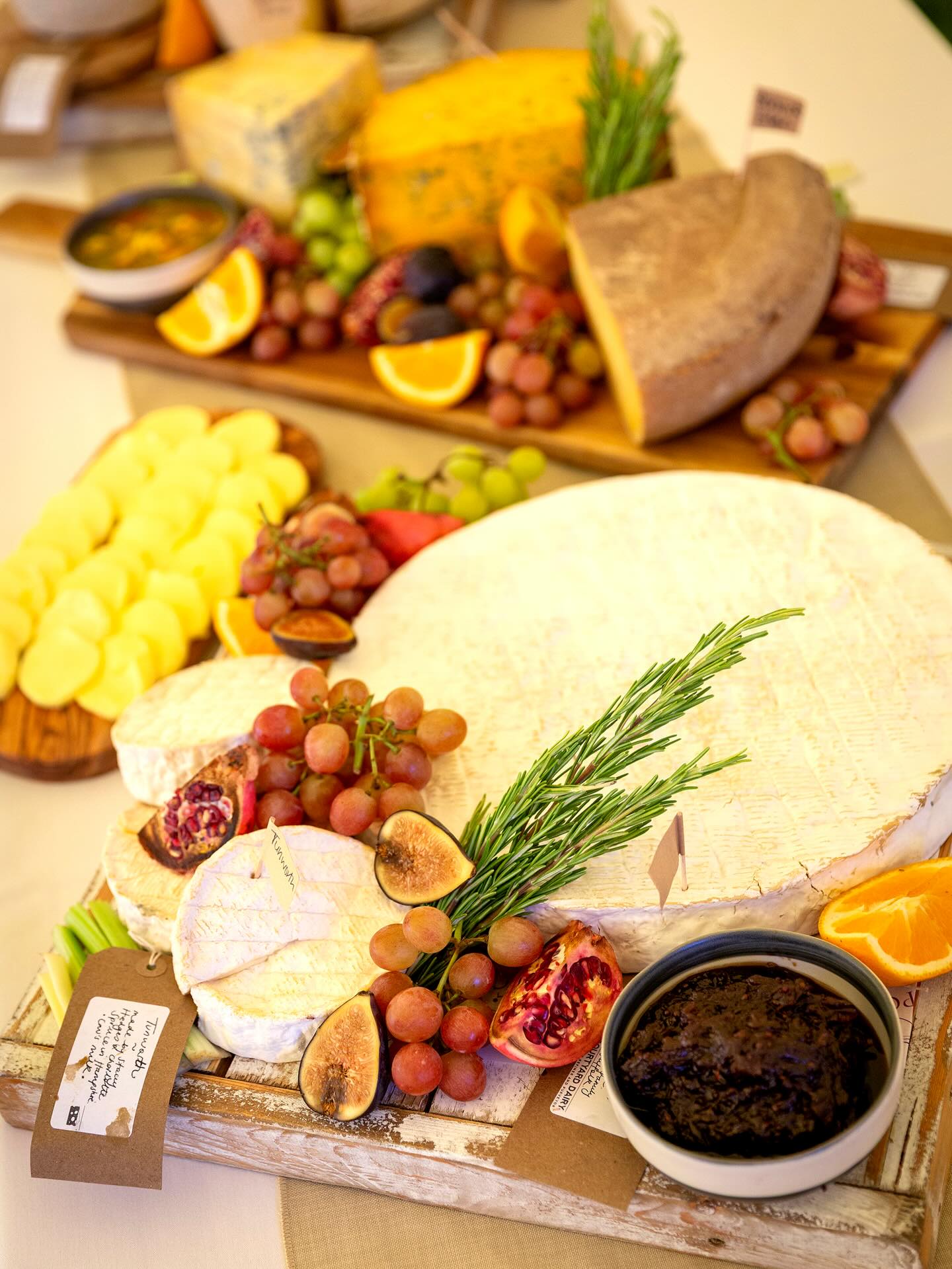 For all the cheese lovers out there… 🧀 ✨
Who doesn’t love cheese?
Indulge in our beautifully crafted cheese boards, featuring a handpicked selection of Courtyard Dairy cheeses, perfectly paired with sweet figs, delicious chutneys and a variety of Artisan crackers.
Whether you’re sharing with friends or looking for evening wedding snack, this is the ultimate way to celebrate. 🤍
#cheeslovers #cheeseboards #foodheaven #weddingseason #catering
