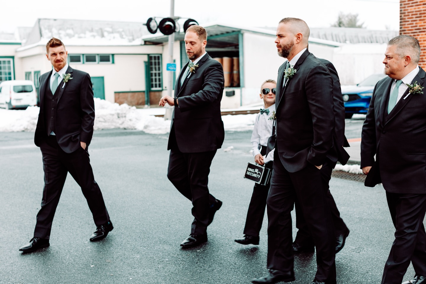 Rolling in on time 😎 #3WESTweddings | 📸 @lindsayrossmanphotography | venue: @thebookinghouse