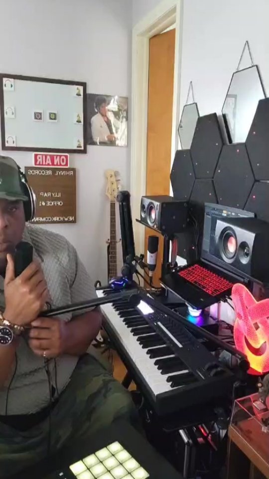 RHINYL WEAR 🦏
#rhinylrecords