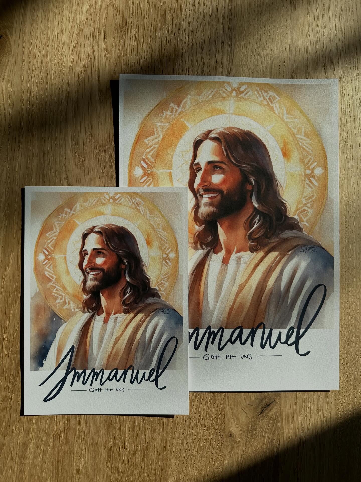 Immanuel - Gott mit uns
———
Eines der christlichen Kunstdrucke für dein Zuhause, dass man auf der Webseite zu bestellen kann☀️
Liebe Grüße
Steffi