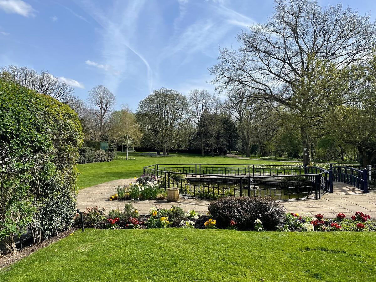 Easter break? Not for us.
Keeping up to date with venues and experiencing them first-hand is key to what we do, it’s how we ensure every recommendation is exactly right for our clients.
Even better? Pairing those visits with time on-site with our clients. There’s no substitute for walking a space together and shaping ideas in real time.
Here’s what the team got up to:
• Ali Buchanan hosted a client visit at Old Thorns Hotel, kicking off planning for their June kick-off Conference
• Rosa Holland explored venues across Oxfordshire
• Marisa Vasco headed into London for site visits
• Gillian Richards travelled down to Southampton
• Ali Buchanan wrapped up the week with a visit to Sopwell House, ensuring the perfect fit for an upcoming leadership meeting
Because seeing venues in person is what turns good events into exceptional ones.
If you’re planning something and want the right space, get in contact ✨
Old Thorns Hotel & Resort
Sopwell House
Hilton London Paddington
Hilton London Metropole
Hyatt Regency London – The Churchill
Nobu Hotel London Portman Square
London Marriott Hotel Park Lane
Cotswolds Hotel & Spa
BULL Burford
The Bear in Woodstock
Heythrop Park
Hilton Southampton - Utilita Bowl
Leonardo Hotels Southampton
Harbour Hotels Group Southampton
Double Tree By Hilton Southampton
#VenueFinding #EventPlanning #EventProfs #CorporateEvents #EventManagement #VenueSourcing #SiteVisits
