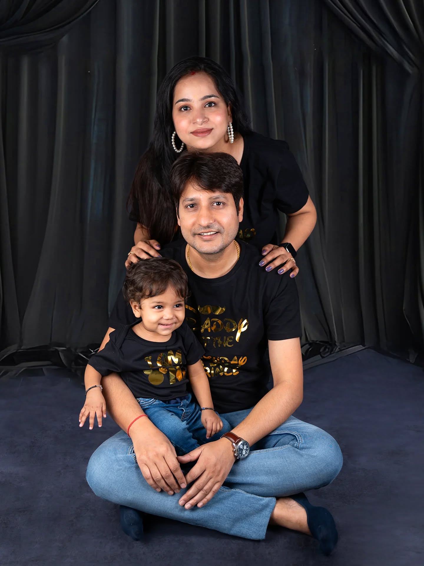 Family moments to cherish forever ❤️
Capture your beautiful moments in studio quality at the comfort of your home with @siddharthvermaphotography
.
.
#familyfun #FamilyPhotoshoot #throwbackthursday #delhimoms #babiesenthusiasts