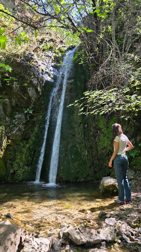 Hidden deep within Machairas Forest, the Kakarmata Waterfalls feel like a secret waiting to be discovered. One of those places that reminds you how much untouched beauty still hides in Cyprus 💚
.
.
#ThroughMyEyes #DiscoverCyprus #KakarmataWaterfalls
