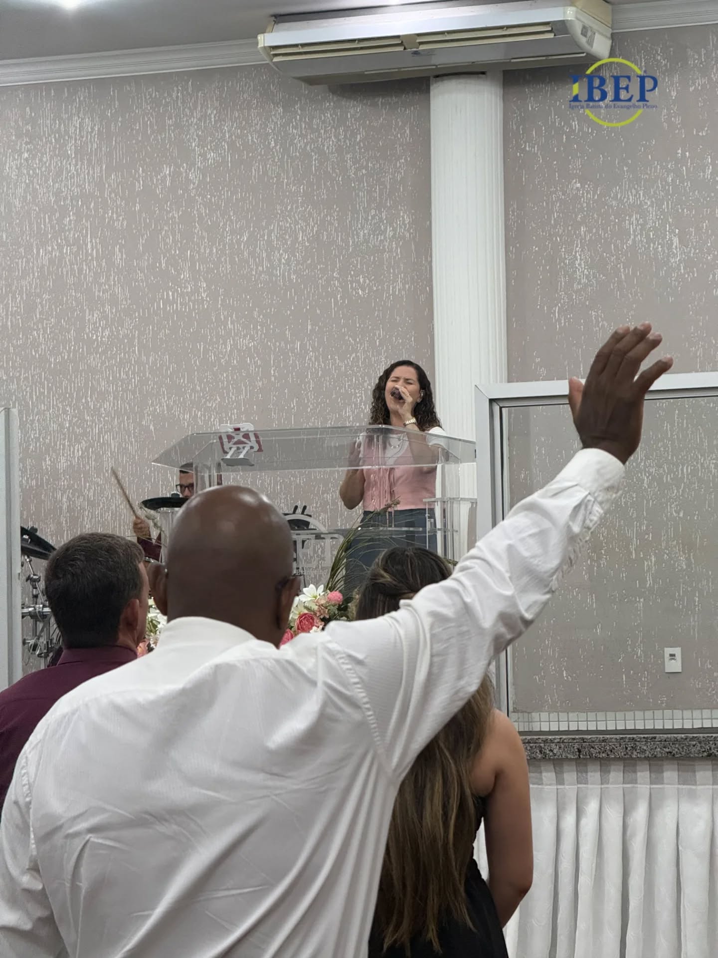 MOMENTOS ESPECIAIS CULTO MOCIDADE 18/04/26
Um excelente final de semana a todos!
Com carinho
@ibep.uberlandia
#jovenseadolescentes #mocidadeibep #louvoreadoraçao