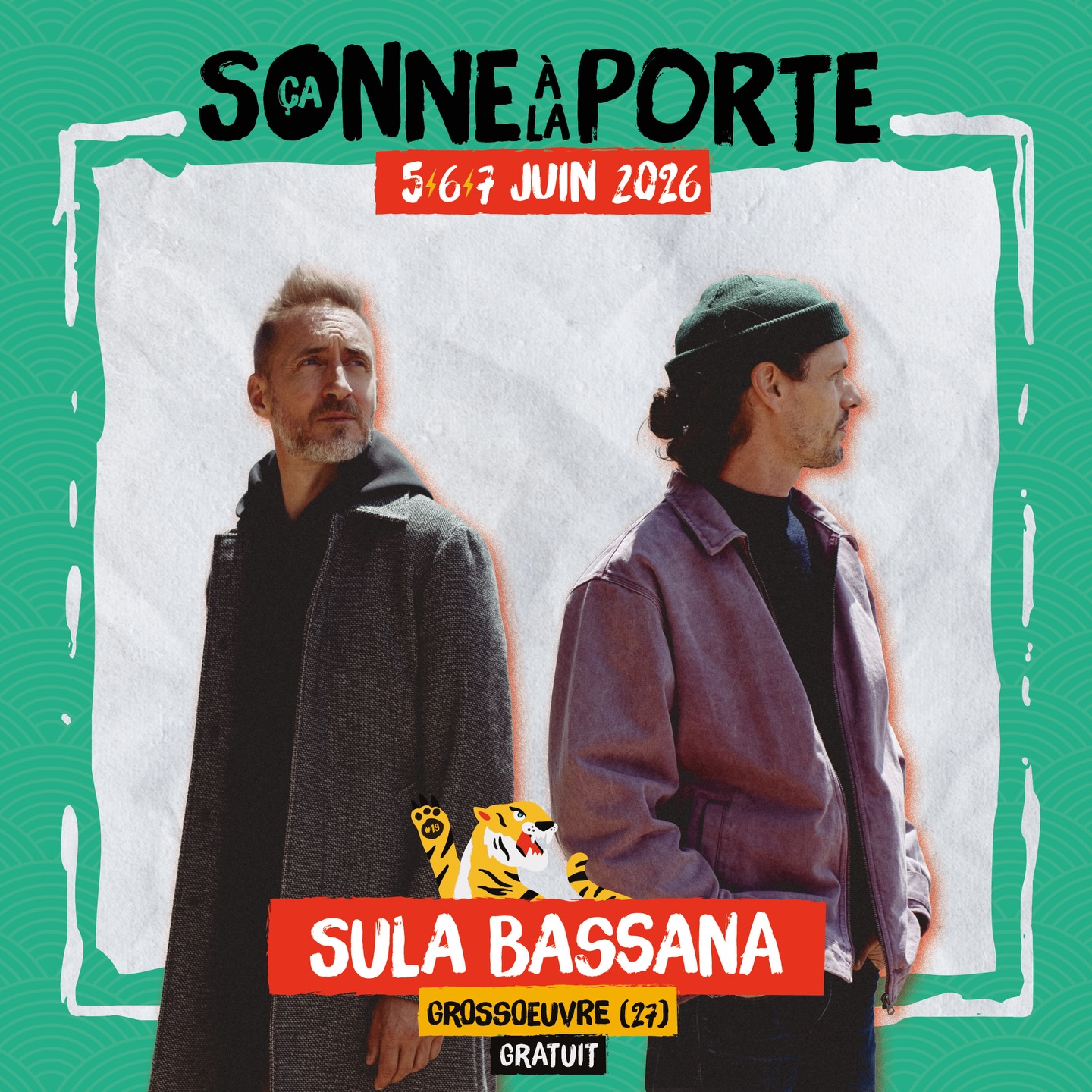 ⚡️💚 FOCUS on SULA BASSANA💚⚡️
Sula Bassana réunit deux artistes aux parcours complémentaires : 20syl figure essentielle de l’électro‑hip‑hop français, connu pour ses travaux avec Hocus Pocus, C2C et Alltta, et Christophe Panzani, saxophoniste et multi‑instrumentiste phare du jazz contemporain. Ensemble, ils conçoivent un projet où digital et organique dialoguent avec finesse. Leur album, pensé comme une ode à la contemplation, déploie un voyage sonore traversant jazz, hip‑hop et électro, porté par le soin apporté aux textures, au groove et à l’improvisation. Le saxophone lyrique de Panzani s’entrelace aux machines de 20syl, créant une atmosphère immersive et introspective. Des invités comme La Chica, Yael Naim ou Eric Legnini enrichissent encore cet univers sensible, où émotion et créativité se rejoignent pleinement.
✨ NOUVEAUTÉ : le ⚡️ FESTIVAL CSALP 2026 - Les 20 ans !⚡️ passe à 3 JOURS ! ✨ Rdv les 5,6 & 7 juin 2026 à Grossoeuvre pour les 20 ans du festival GRATUIT !
#normzndie #rock #festival #grossoeuvre