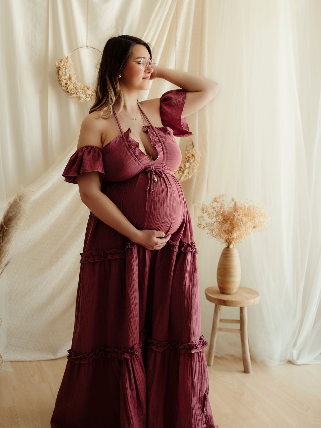 Beautiful mommy in our Felicity gown in mauve rose color🤍
📸 @frammenti_fotografici
#edendresses #maternityphotographer #pregnancysession #babybauchshooting📷👪 #designerwear
