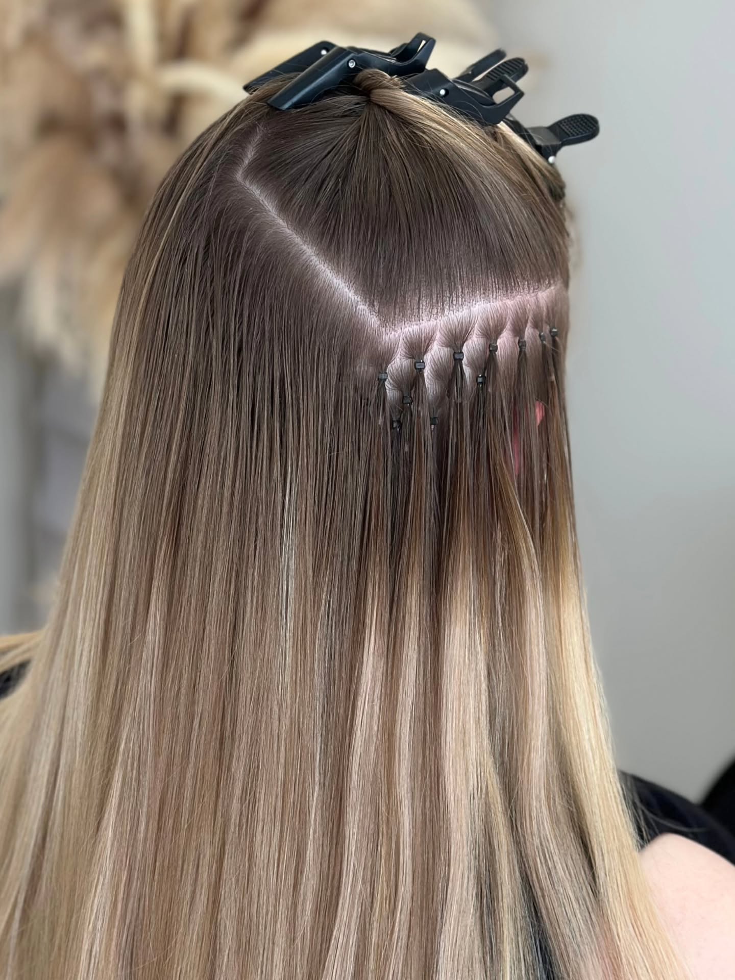 Clean sectionsโฆ tiny, discreet attachmentsโฆ this is where the transformation ๐ณ๐ฆ๐ข๐ญ๐ญ๐บ begins โจ
Because what most women donโt realise is โ itโs not just about adding hair.
Itโs about fixing what your natural hair canโt give you on its own.
๐๐ข๐ค๐ฌ ๐ฐ๐ง ๐ท๐ฐ๐ญ๐ถ๐ฎ๐ฆ.
๐๐ญ๐ข๐ต ๐ณ๐ฐ๐ฐ๐ต๐ด.
๐๐ฉ๐ช๐ฏ, ๐ญ๐ช๐ง๐ฆ๐ญ๐ฆ๐ด๐ด ๐ฆ๐ฏ๐ฅ๐ด.
Nano rings are one of the most undetectable methods I use ๐ค
No glue. No heat. Just small, secure bonds that sit comfortably and blend seamlessly.
So your hair doesnโt just look longerโฆ it looks fuller, healthier, and effortlessly styled every single day.
Less time styling.
More confidence walking out the door.
Thatโs the real difference โจ
DM me โNANOโ for a consultation
#hairextensionsliverpool #liverpoolhairextensions #liverpoolhair #liverpoolsalon #liverpoolhairdresser