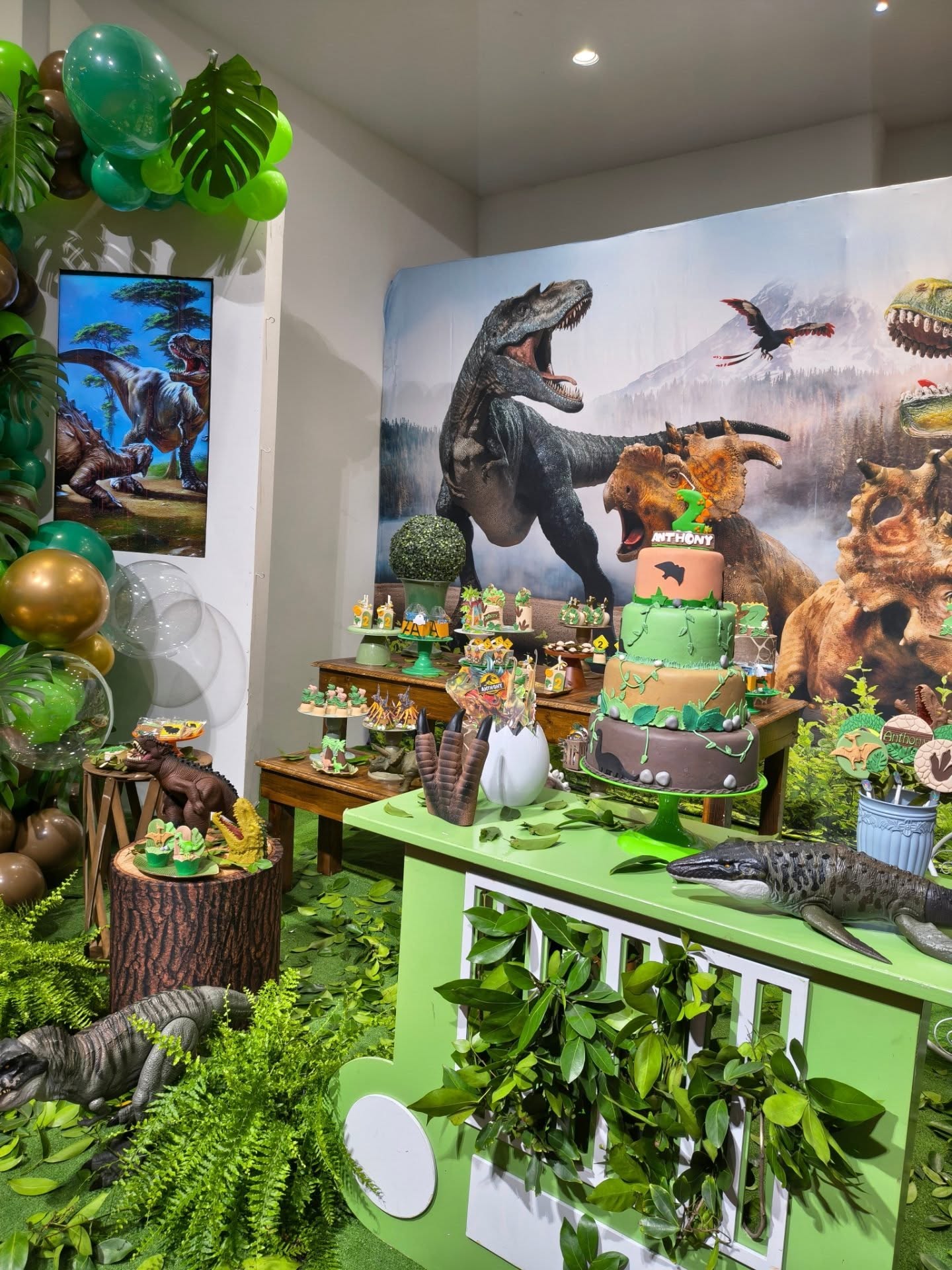 O domingo da Galáxia X começou cheio de aventuras 🦖🦕🍃
Apreciem esses detalhes lindos de hoje!