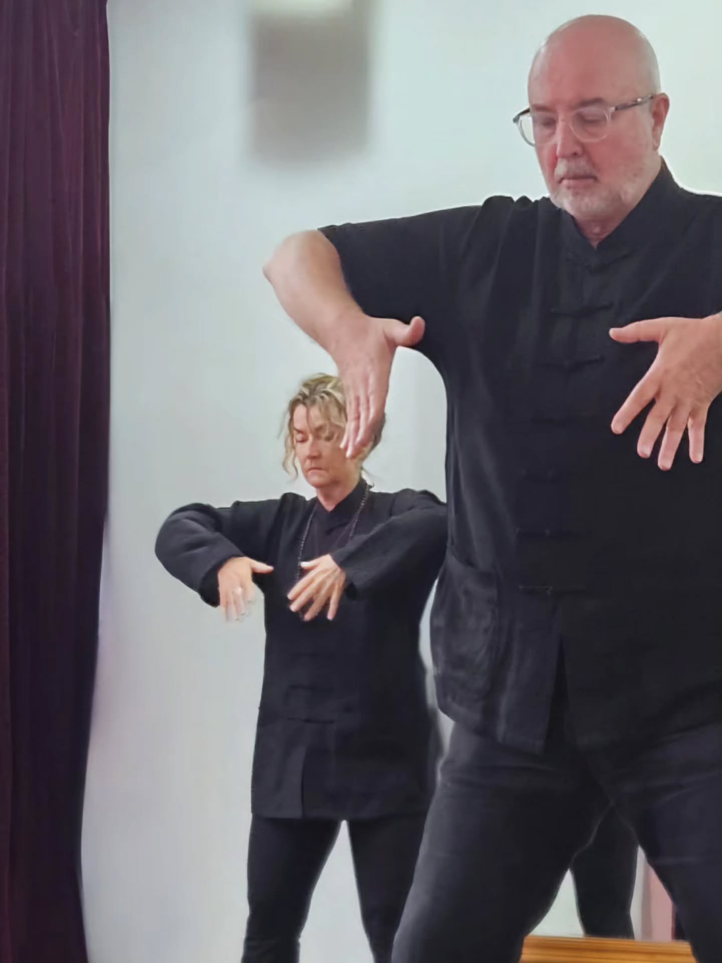 With Master Simon Blow at the Research Institute of Chinese Medicine in Shanghai.
At a place where research is beginning to recognise the role of Qigong within modern medicine, it’s powerful to see how something so ancient continues to find its place in today’s world.
And yet, it all comes back to something incredibly simple… the breath.
No complexity, no force — just a gentle return to what sustains us.
In that simplicity, there is regulation, healing, and connection.
#Qigong #Breathwork #IntegrativeMedicine #ChineseMedicine #Healing Stillness