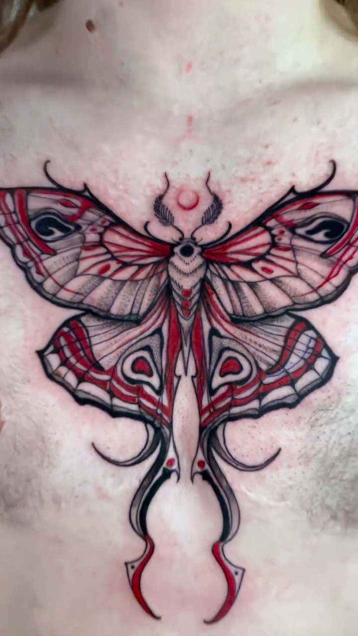 π€β€οΈ thank you Scout for the trust!
For booking link in bio π€π€π€
β’
β’
#redtattoo #mothtattoo #sftattoo #blackworktattoo