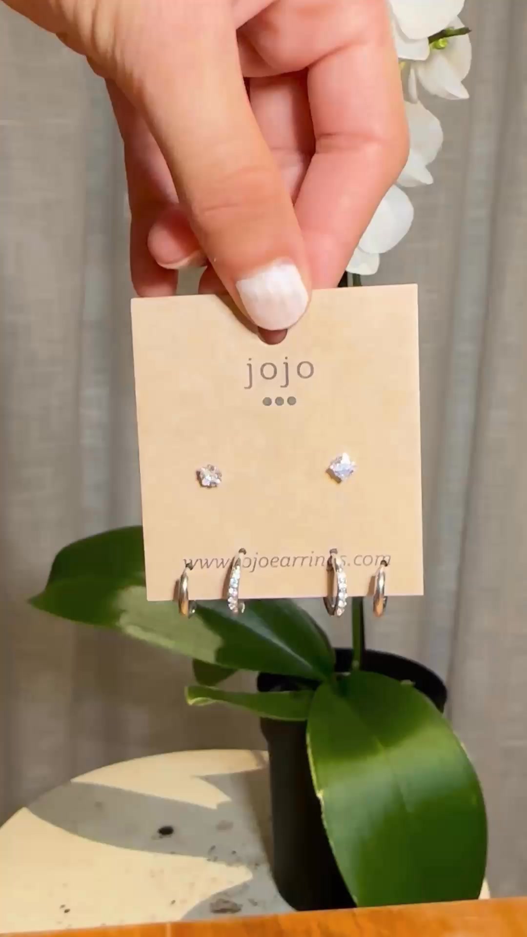 Something new in the mix ✨
A fresh drop of duos and trios designed to be worn your way. Style them solo, pair them up, or stack them for a look that’s uniquely you🤍
Shop here:
https://www.jojoearrings.com/search?q=Trios+duos
#earringslover #earrings #stackem #beautifulearrings #hastingsnz #shop #local #shoplocal