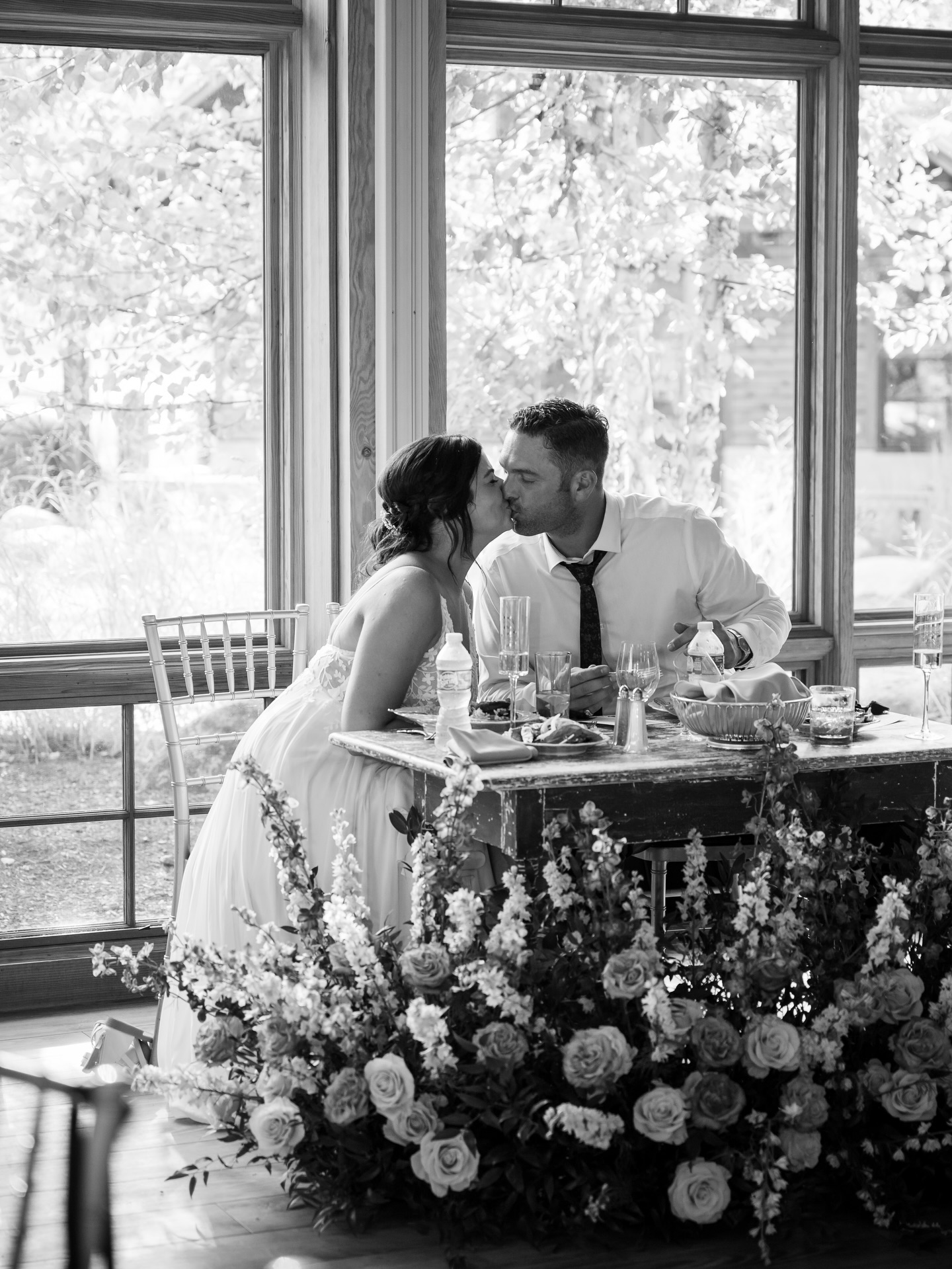 Just the two of you, right where you’re meant to be 🤍
A little table, a quiet moment, and a lifetime ahead - nothing sweeter than this.
Team sweetheart table over here.
Planning & Design: @allsettup
Stationery: @twoprintinggirls
Photographer: @tashography_
Florist: @tkfloraldesignshv
HMUA: @upstyle.co
Catering: @cateringbychristine
Fairfield County Wedding Planner | Destination Wedding | Luxury Wedding | CT Wedding | Fairfield County Wedding Planner | Hudson Valley Wedding | Event Planner | CT Event Planner | Destination Planner