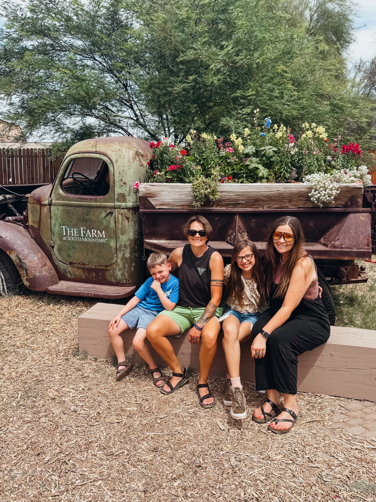 Romanticizing the Weekend ☕️
This weekend looked a little different. We headed to The Farm at South Mountain for an early birthday celebration. 🎂
Not our usual coffee and pastries, but the same idea. No rushing, just a slow morning enjoying something new together.
This time outside, with farm-to-table food and drinks, organic gardens, and a Sunday market.
Like the sign says… The Farm is my happy place 💛
This one:
🌾 The Farm at South Mountain
📍 Phoenix, AZ
Ordered: smoked salmon spread, French toast, Noble Bread brisket & egg sandwich, watermelon slices 🍉, fresh-squeezed juice, and a Bloody Mary
#arizonafoodie #phoenixeats #romanticizinglife #romanticizingtheweekend #farmlife