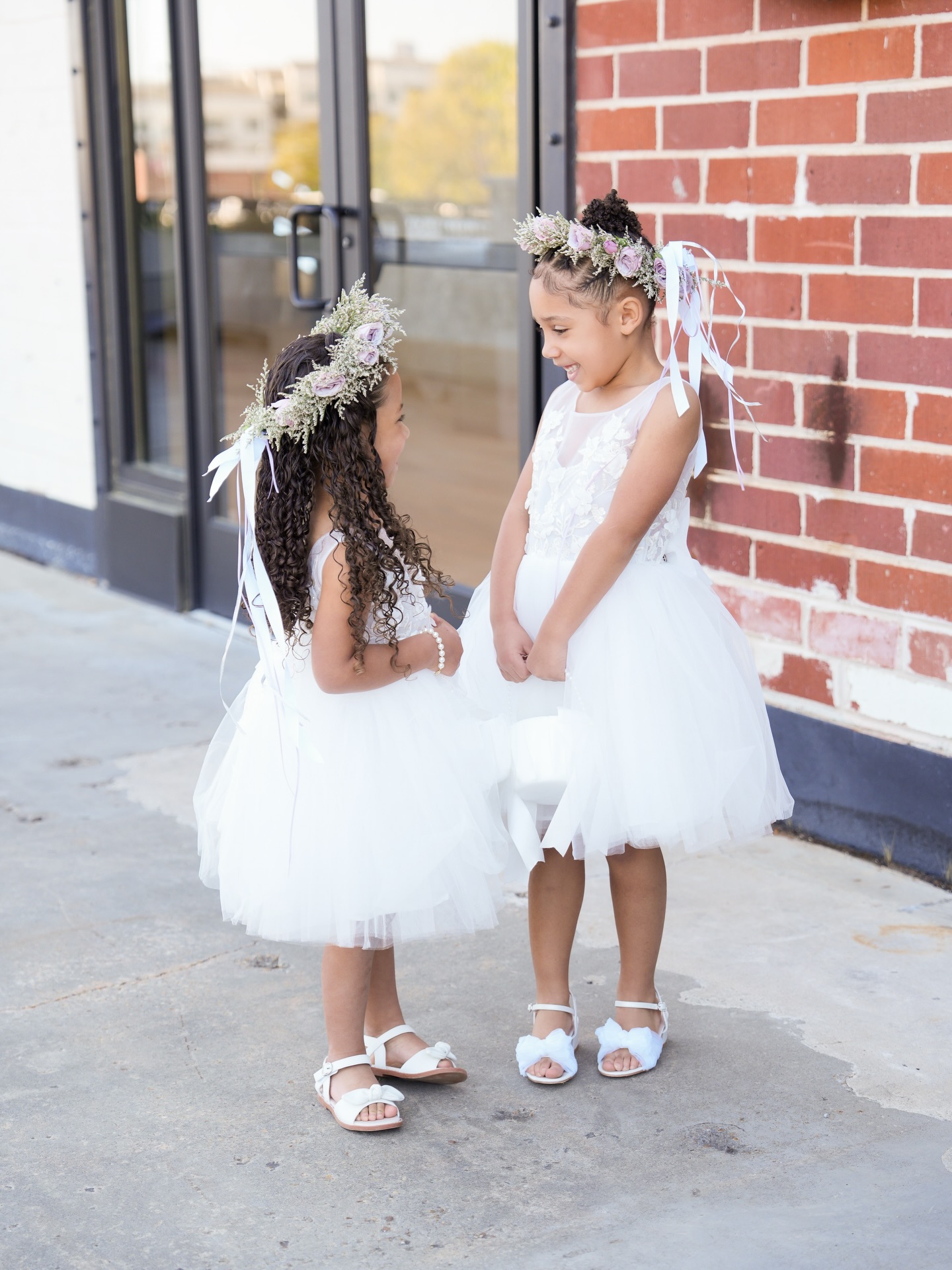 Every in between moment is so special. We know your photographer is going to capture as many as they can. That’s why our attention to detail is focused on the intricate details as much the grand moments.
#engaged💍 #weddingplans #flowergirls #flowercrown #atlantaweddings