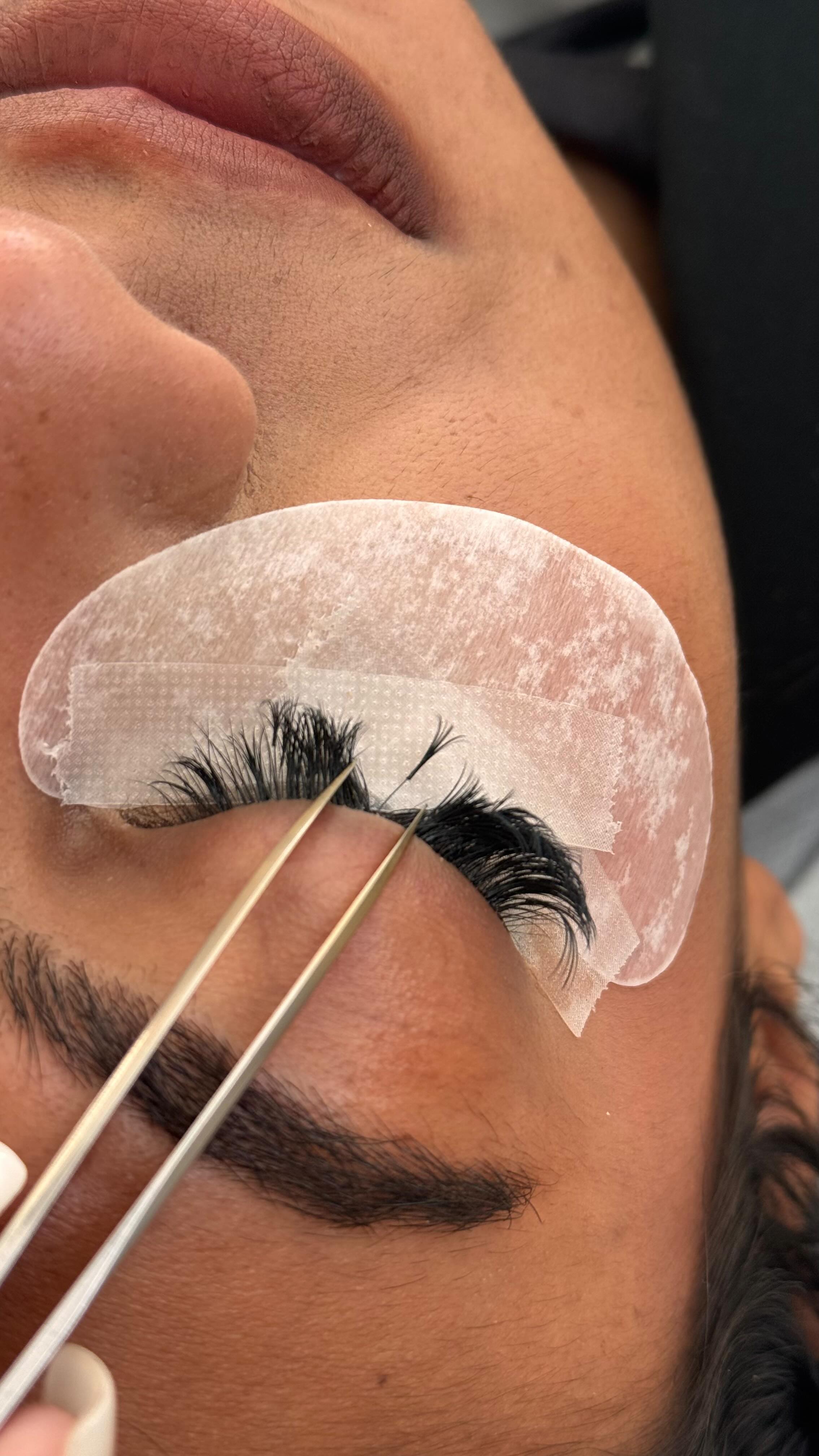 Femme Indépendante disait-elle 🤫#lashes#cils#humour#institutdebeaute#extensionsdecils#électricité#allomonmari#cilsmarseille#extensionsdecilsmarseille#studiobeaute#sarahcils#beauty#clientes#lifestyle#volumerusse#estheticienne#coifeuse#onglerie#nails#ongles