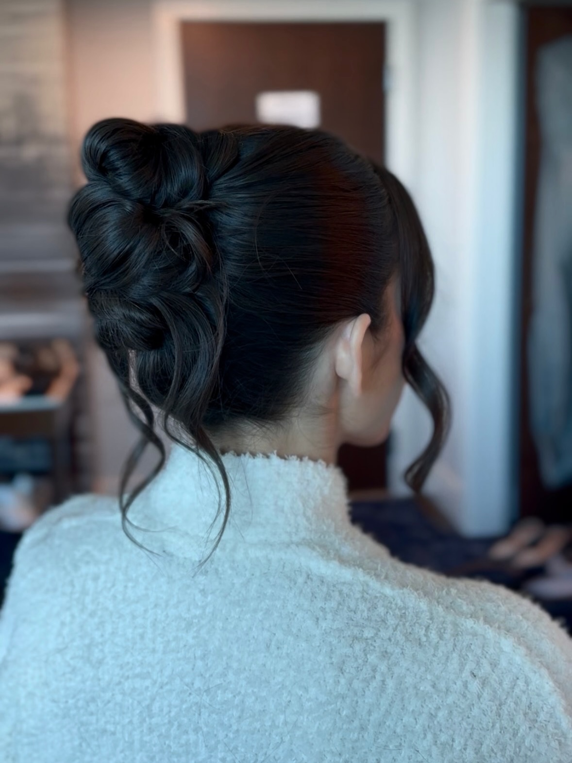 Bridal hair that looks just as good at the end of the night as it does walking down the aisle!
2026 brides—this is your sign to book your trial and lock in your wedding date. Our team of stylists offer in salon and on-site services!
By Heather