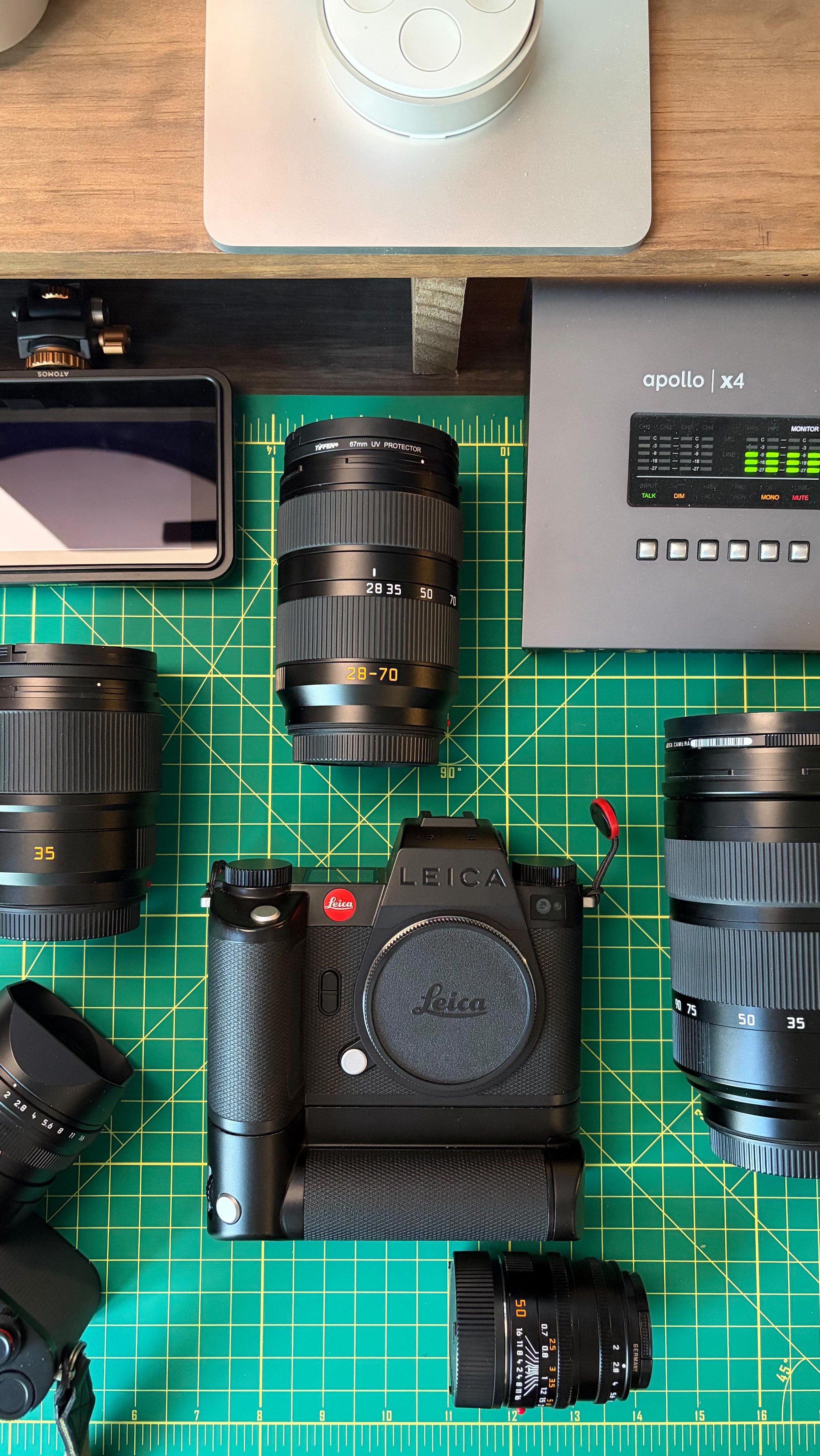 5 minutes of me talking about my current travel load out. #leicacamerausa - if you make it to the end you’re a real one!